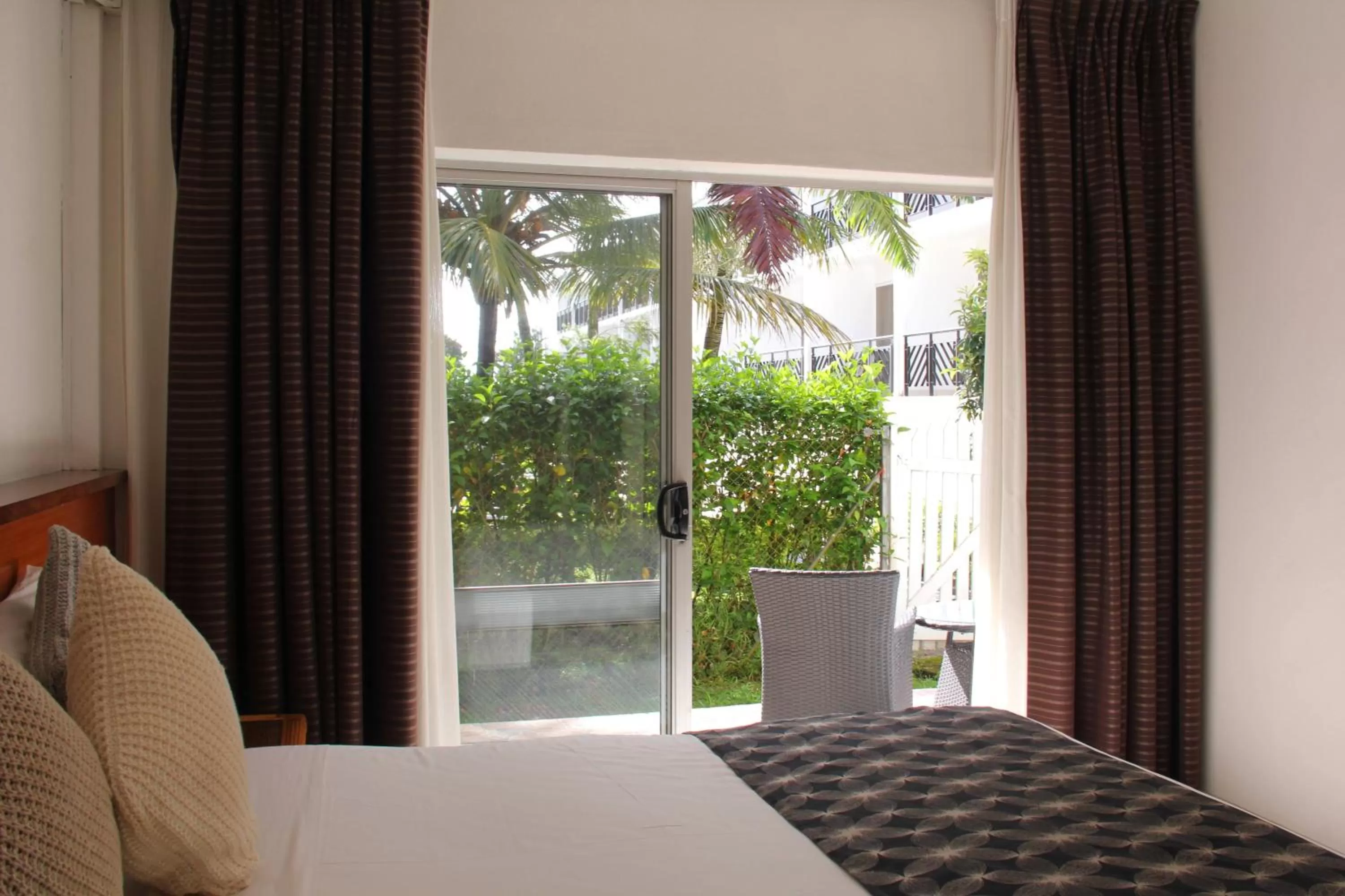 Bed in The Melanesian Port Vila