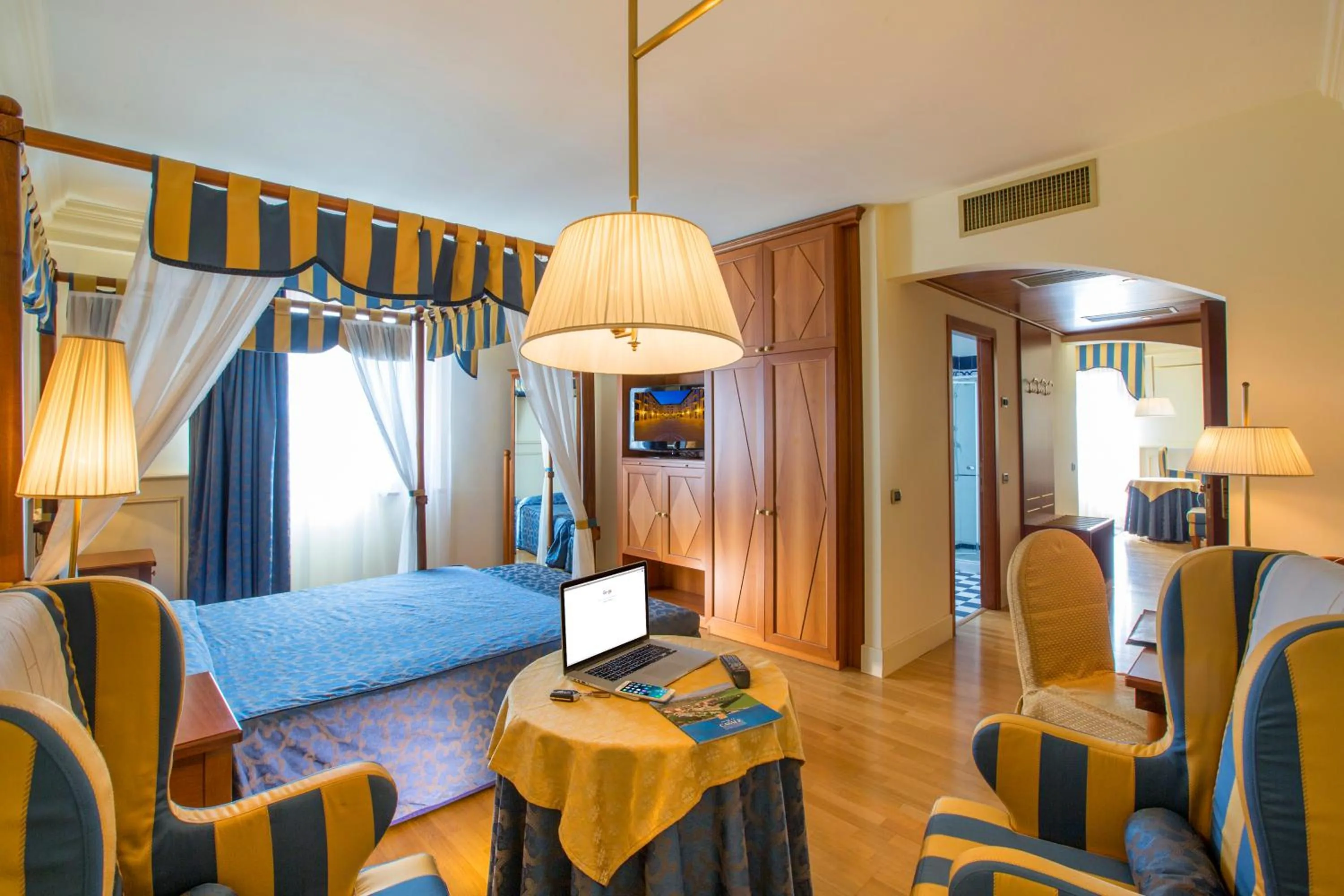 Day, Bed in Hotel Casale