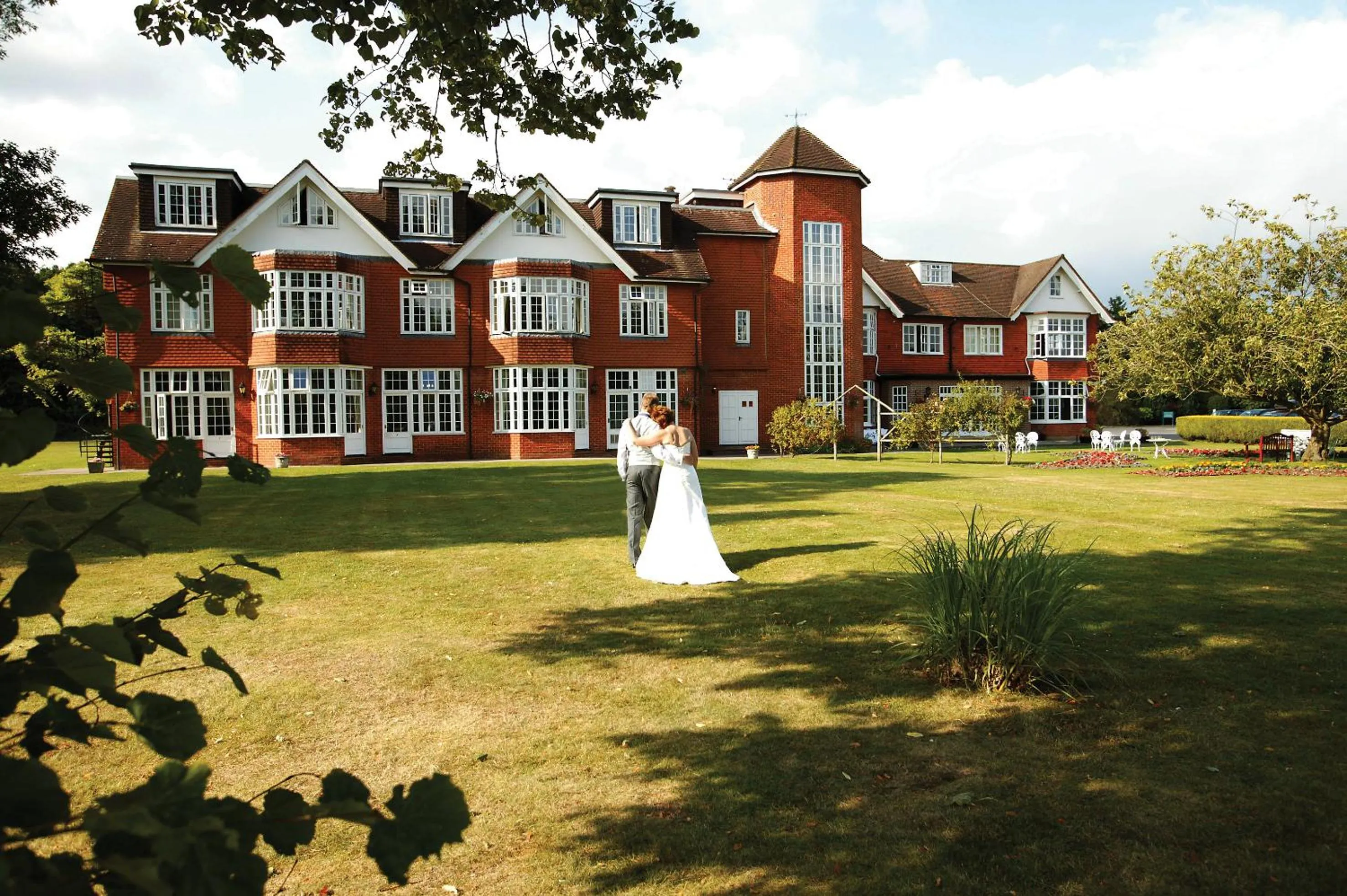 wedding in Grovefield House Hotel By Uno