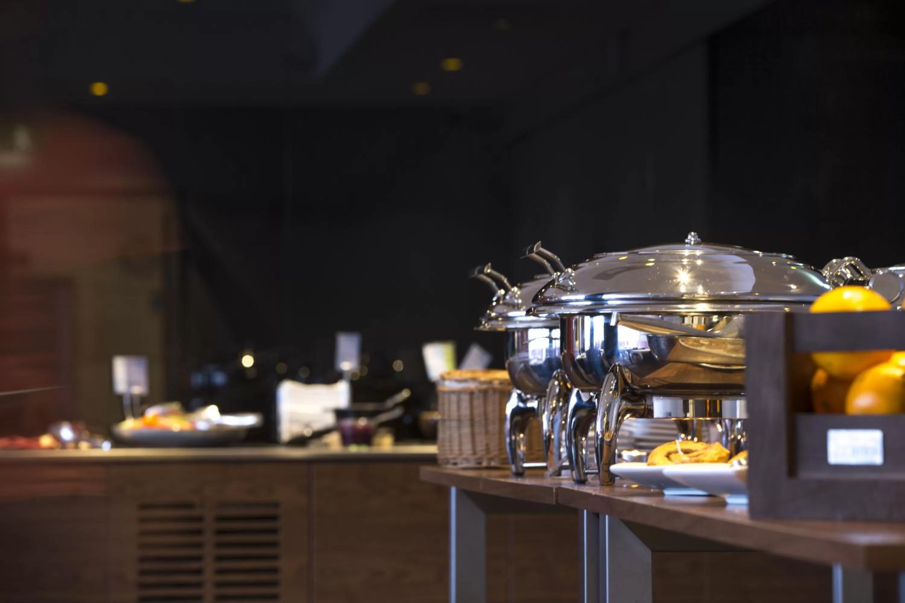 Restaurant/places to eat in Best Western Plus Airport Hotel