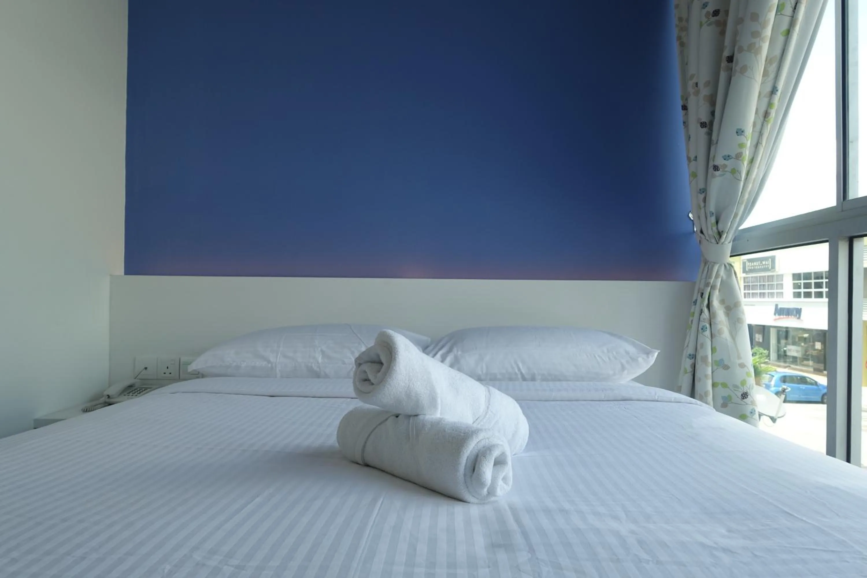 Bed in Lodge 10 Hotel