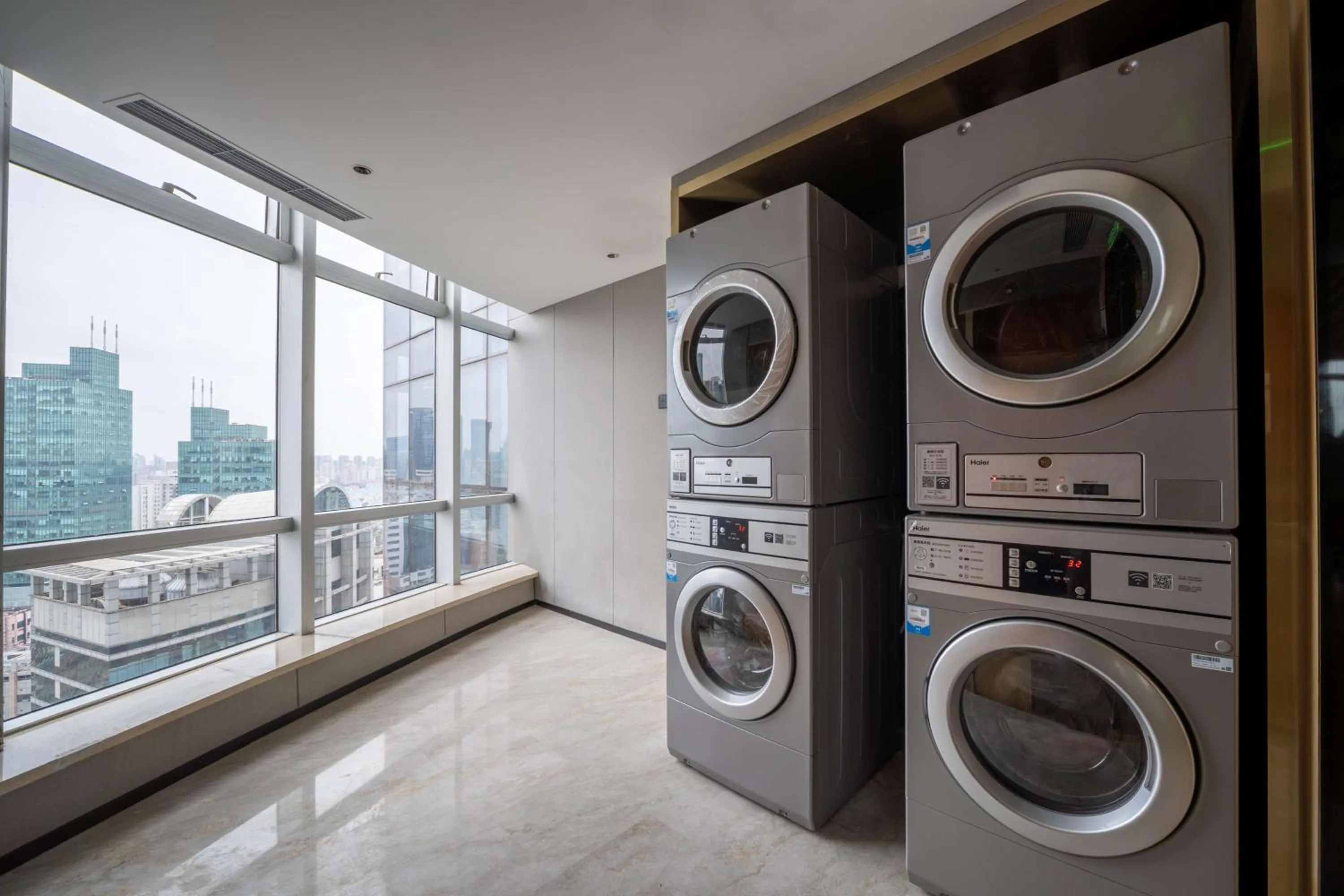 Property building in Hilton Garden Inn Shanghai Lujiazui