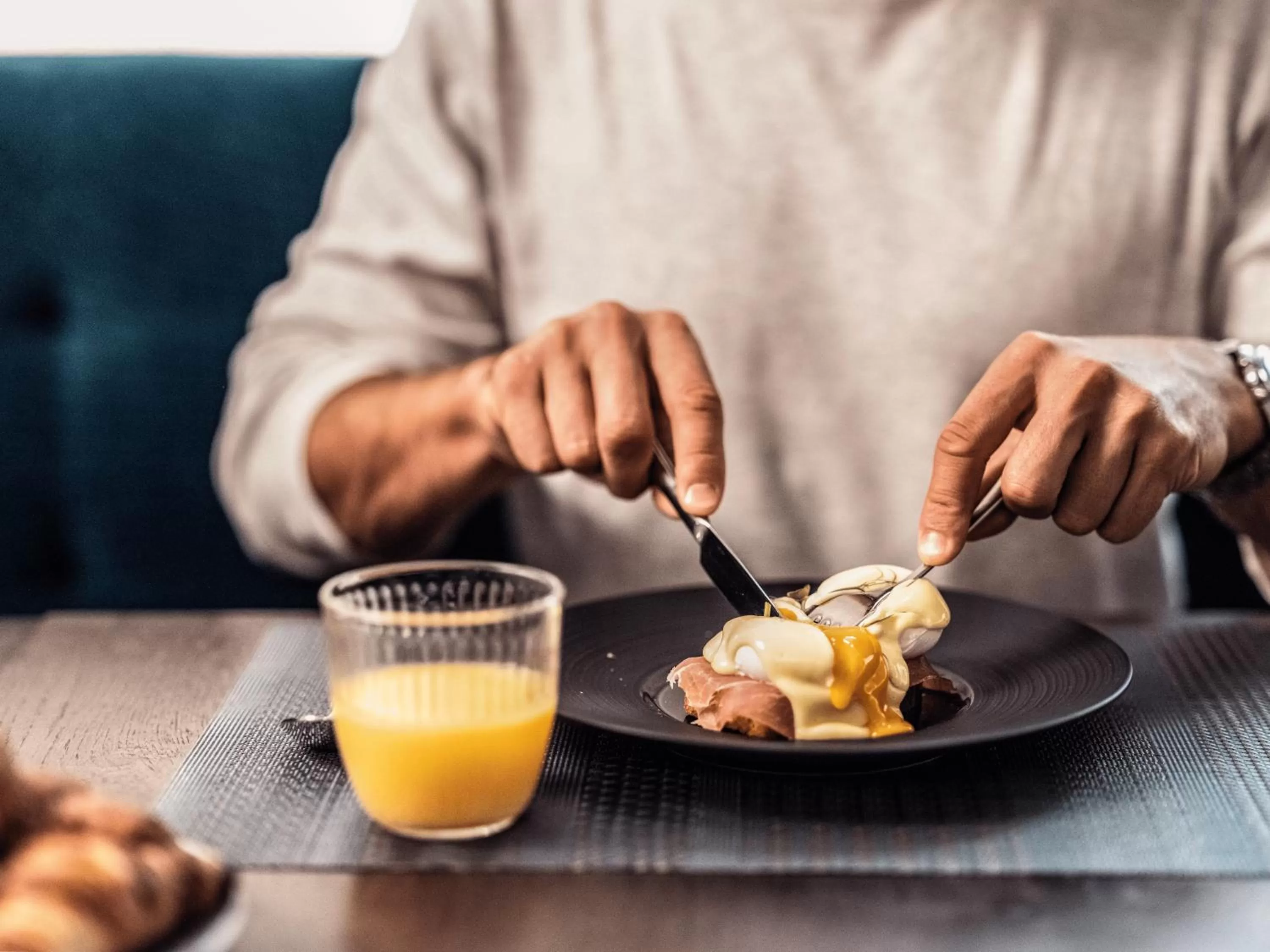 Restaurant/places to eat in Falkensteiner Boutique Hotel Prague