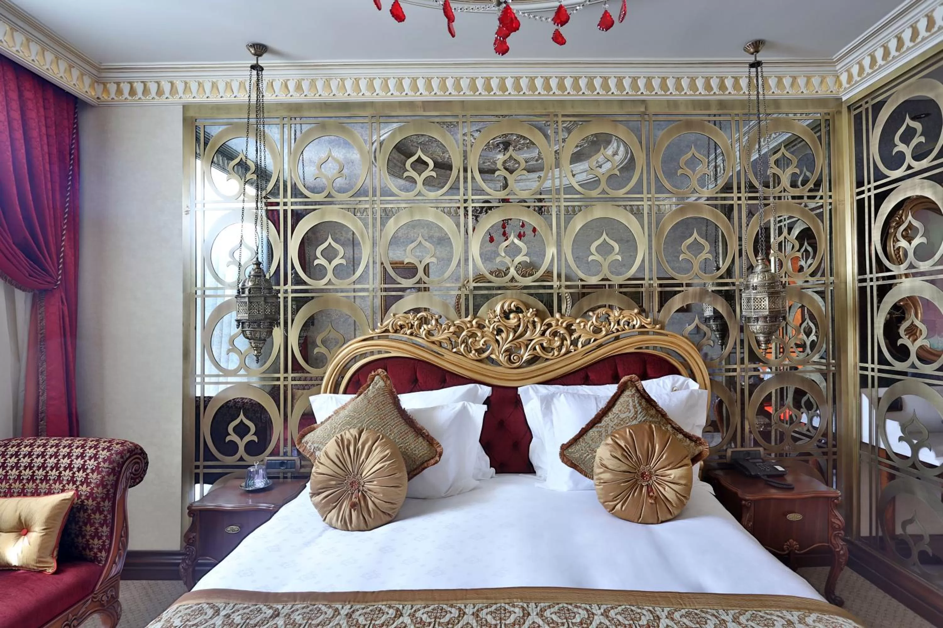 Bed in Daru Sultan Hotels Galata