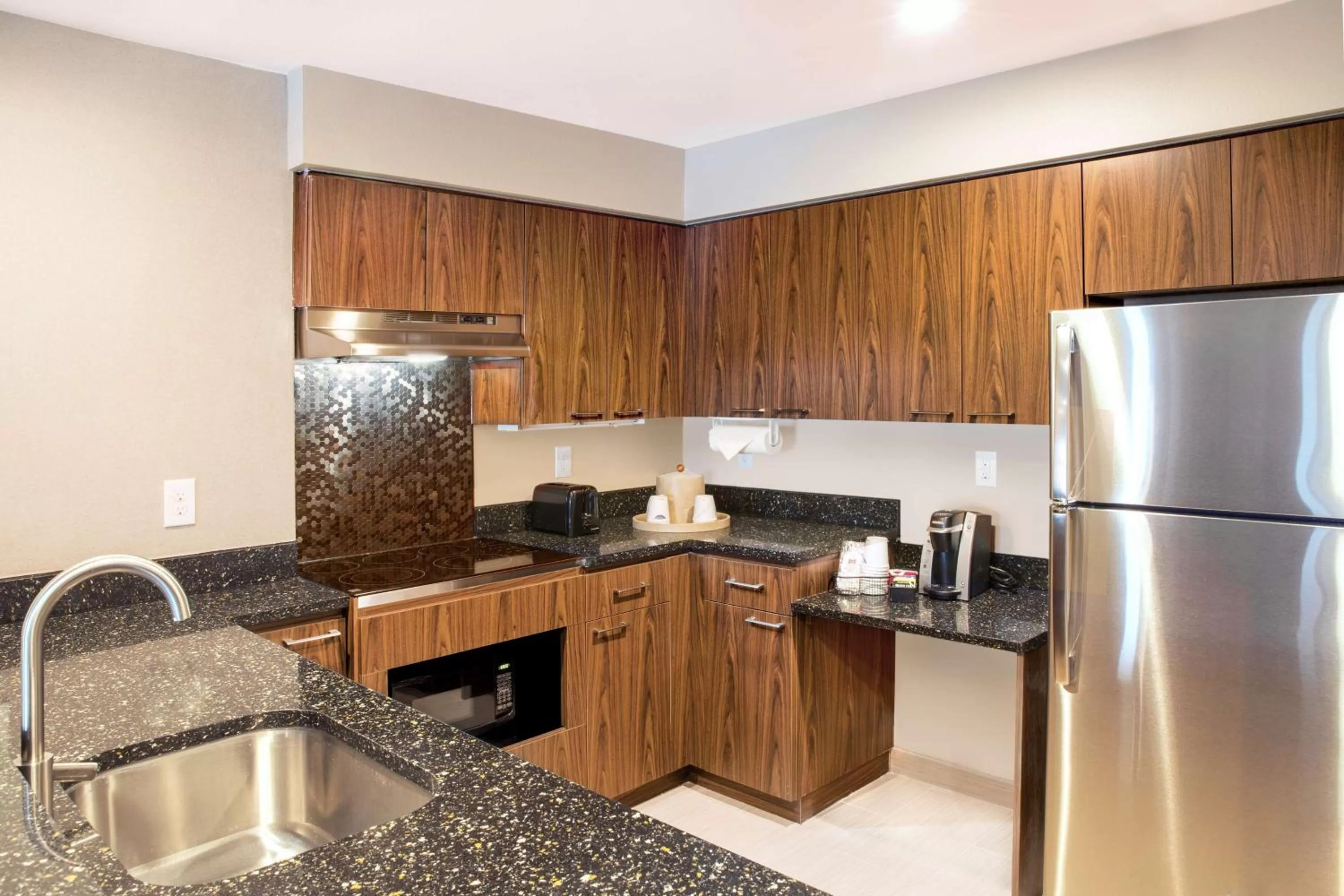 Kitchen or kitchenette in Hampton Inn & Suites Seattle-Downtown