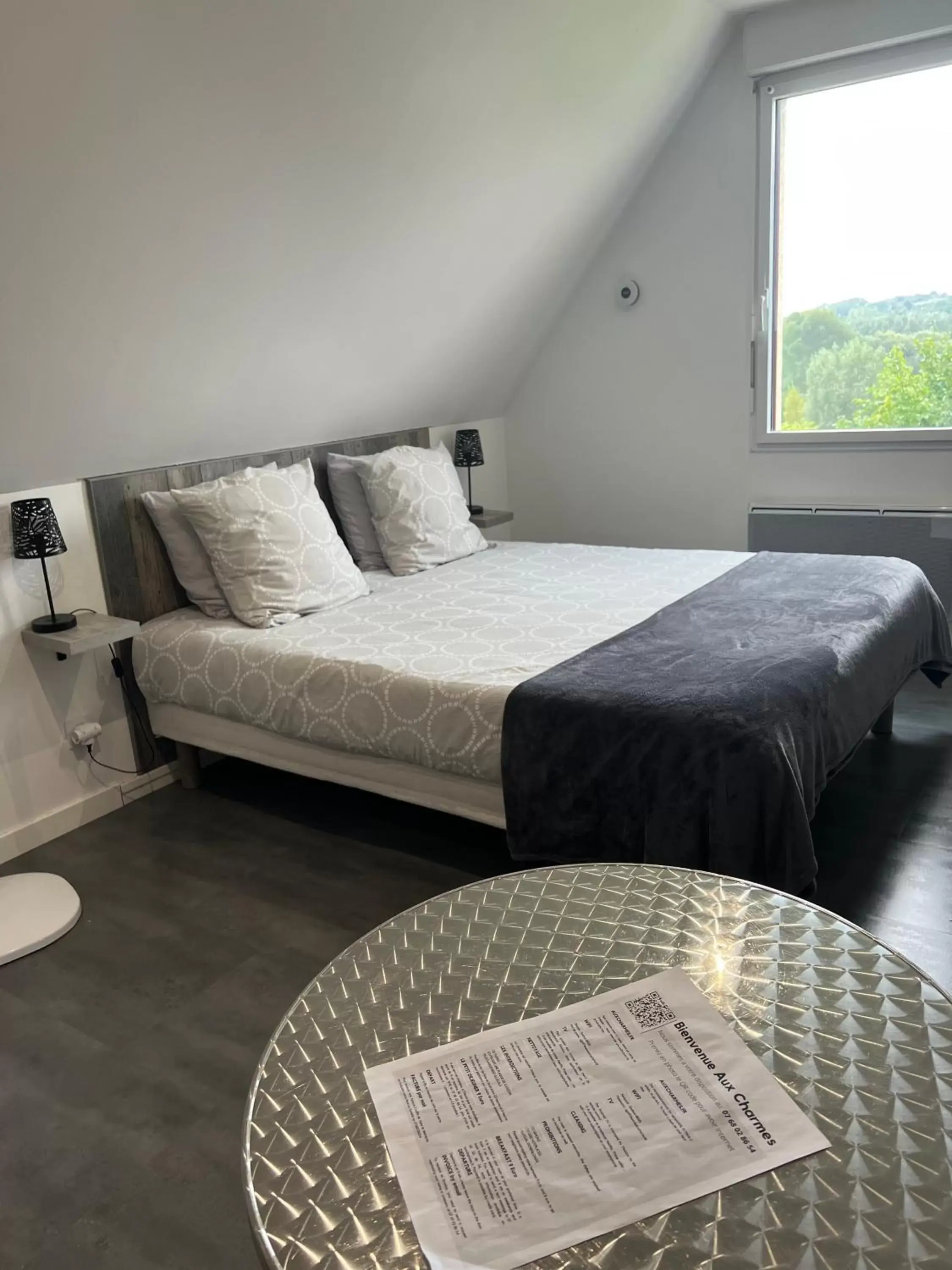 Double Room with Garden View in Aux Charmes Double Room with Garden View in Aux Charmes