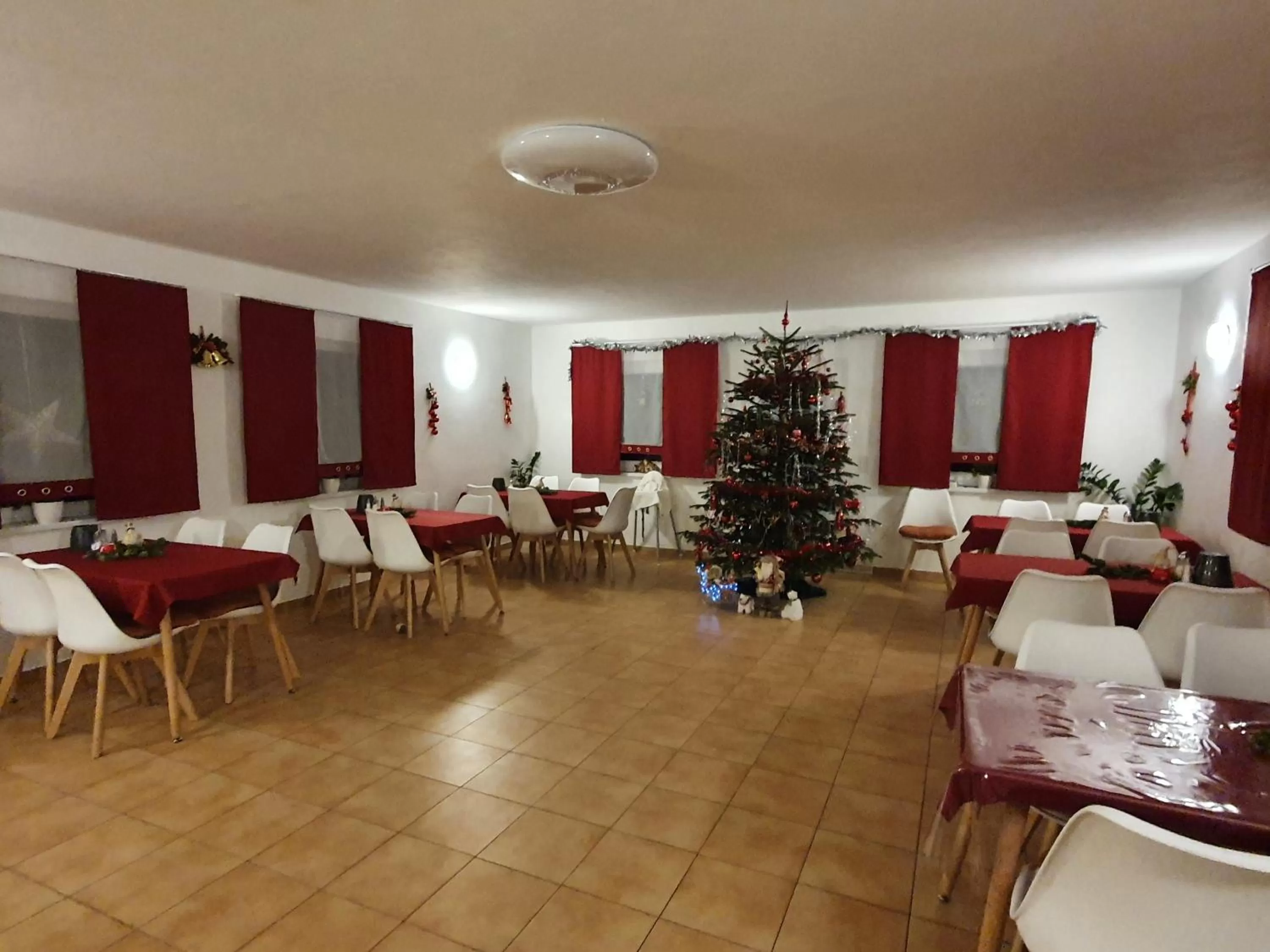 Breakfast in Mainstern Hotel