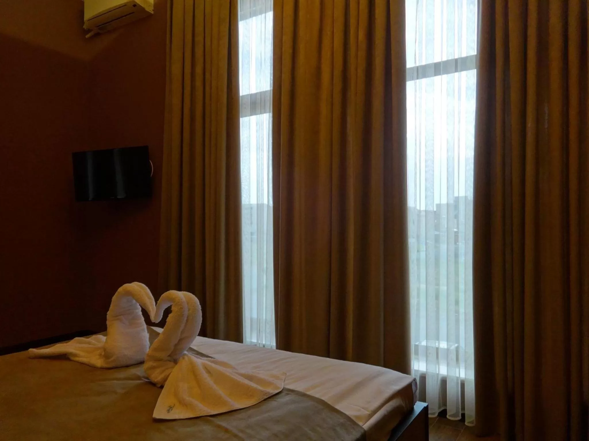 bunk bed, Bed in Eridana Hotel