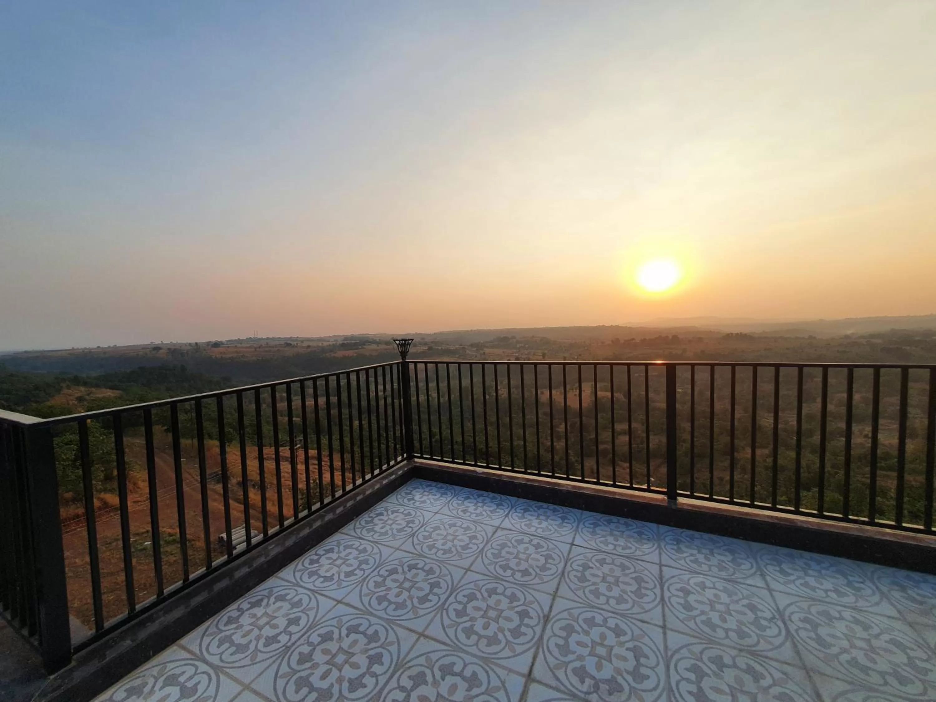 Property building in Paraiso Resort & Club