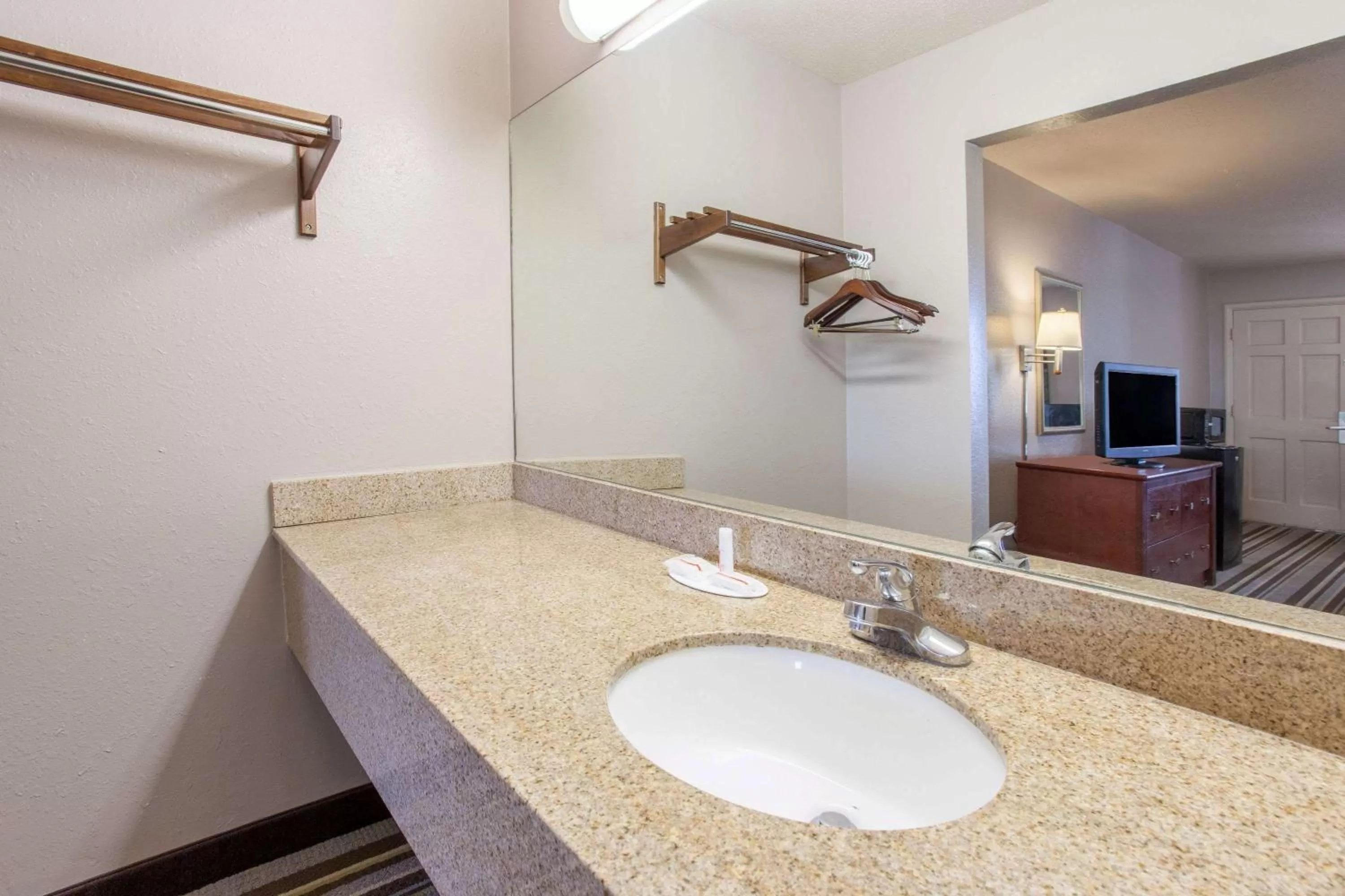 Bathroom in Super 8 by Wyndham West Monroe