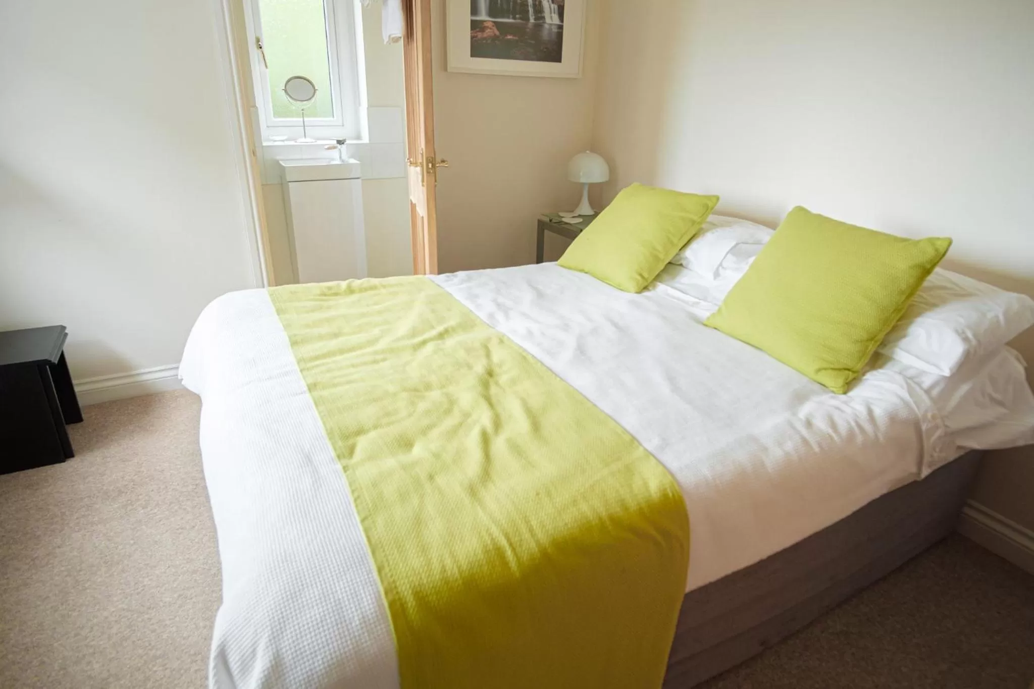 Bed in Mill Lodge-Brecon Beacons