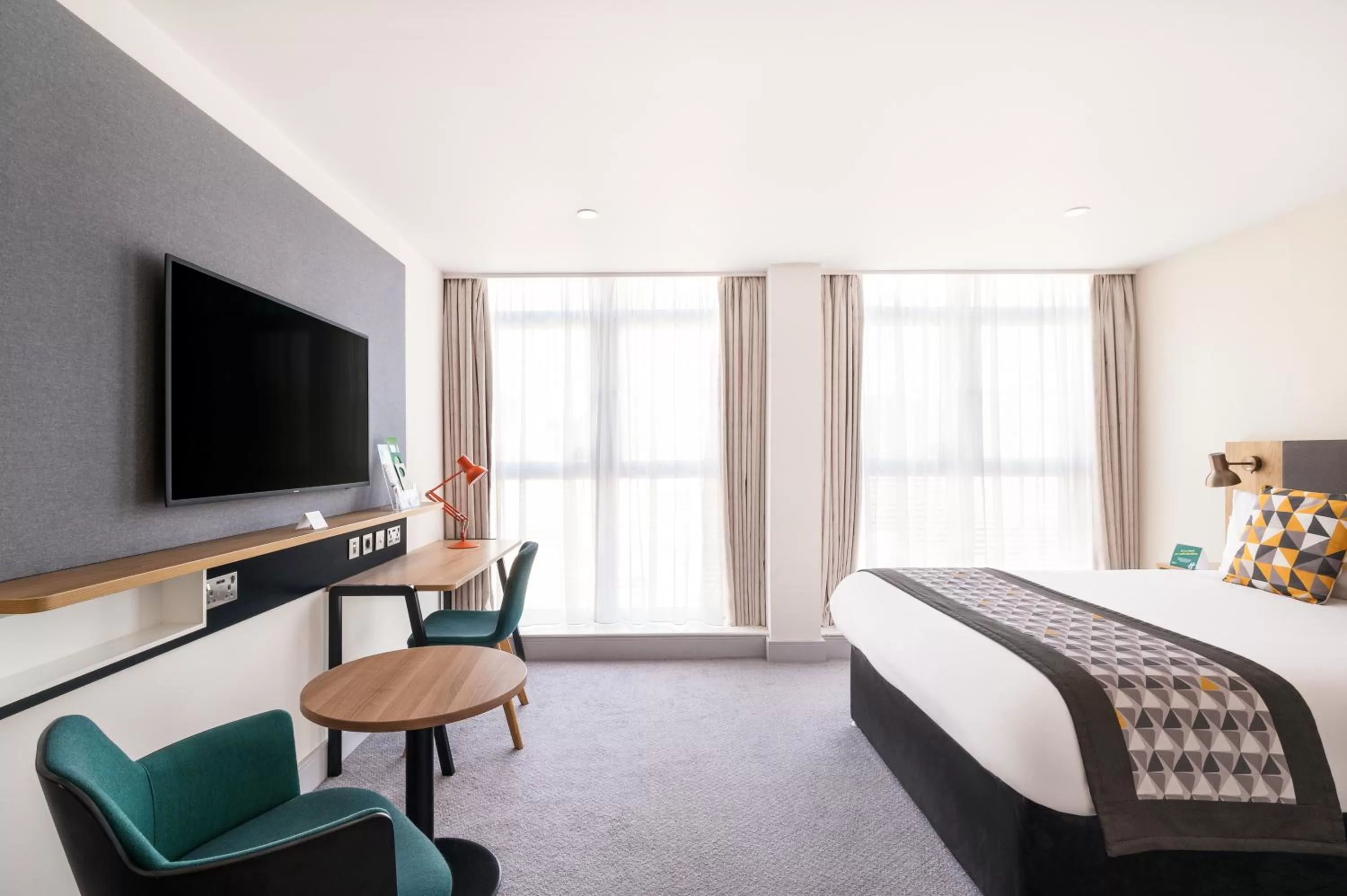 Standard King Room in Holiday Inn Birmingham City, an IHG Hotel