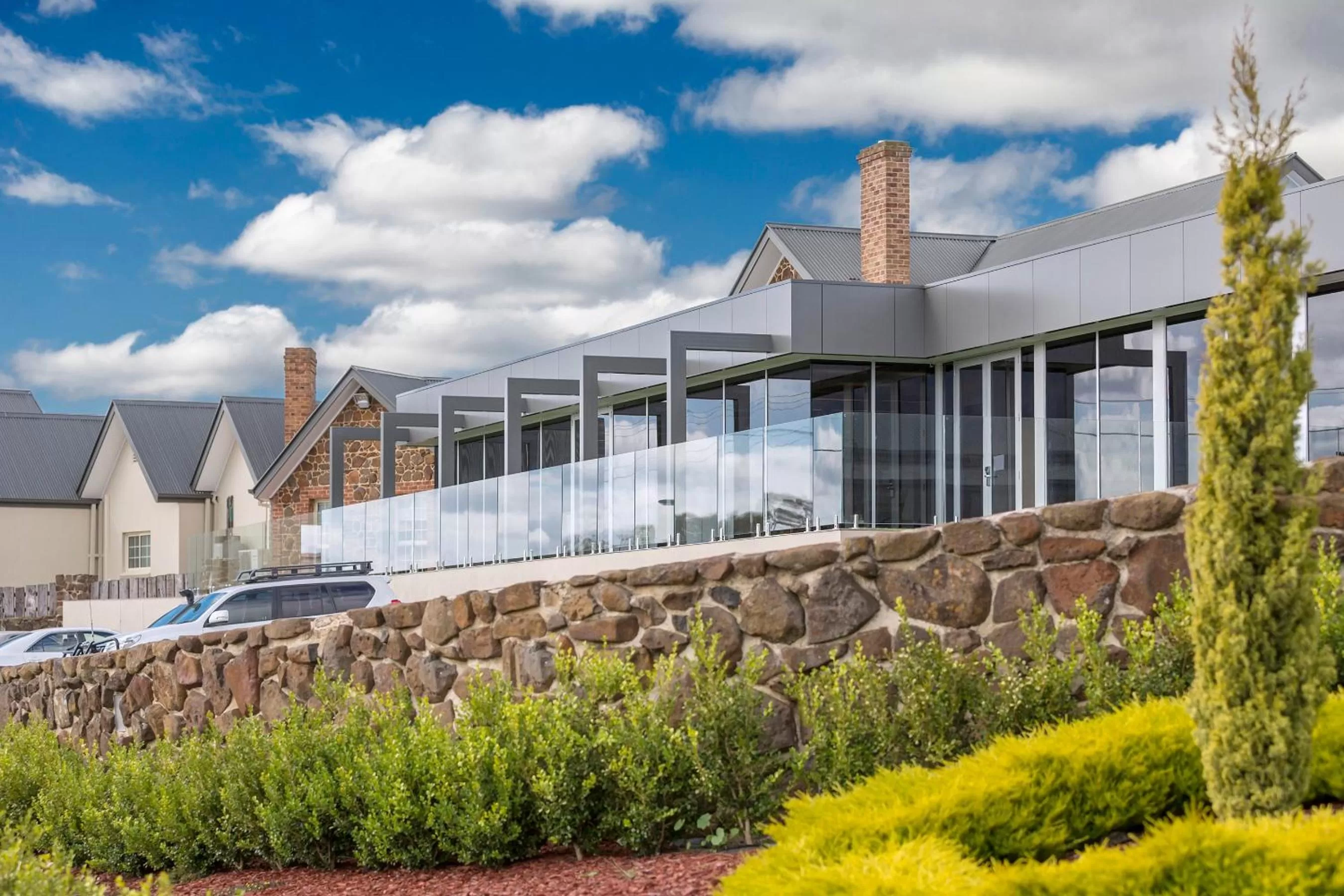 Facade/entrance in Mercure Goulburn