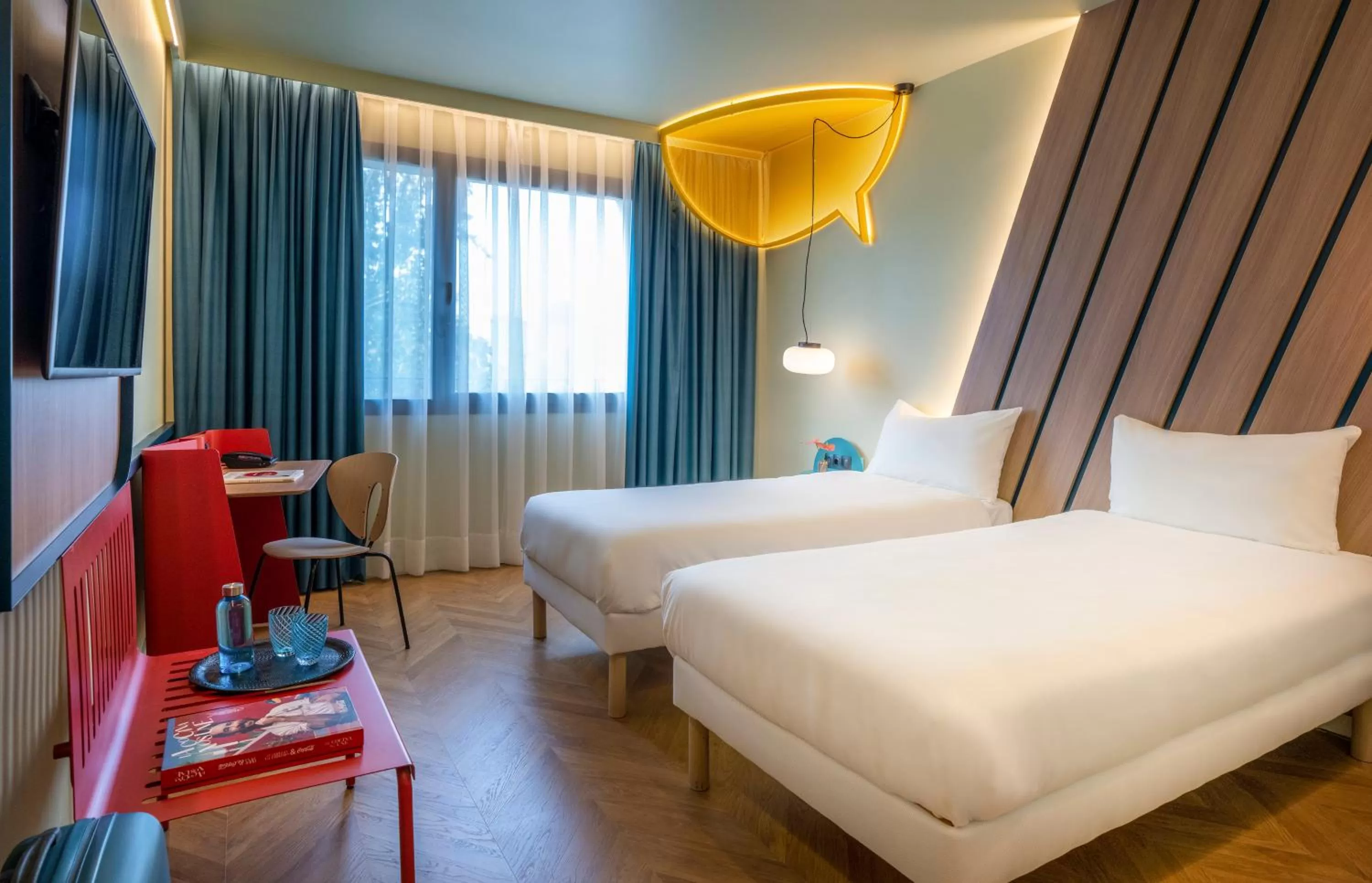 Bed in Ibis Styles Madrid City Las Ventas