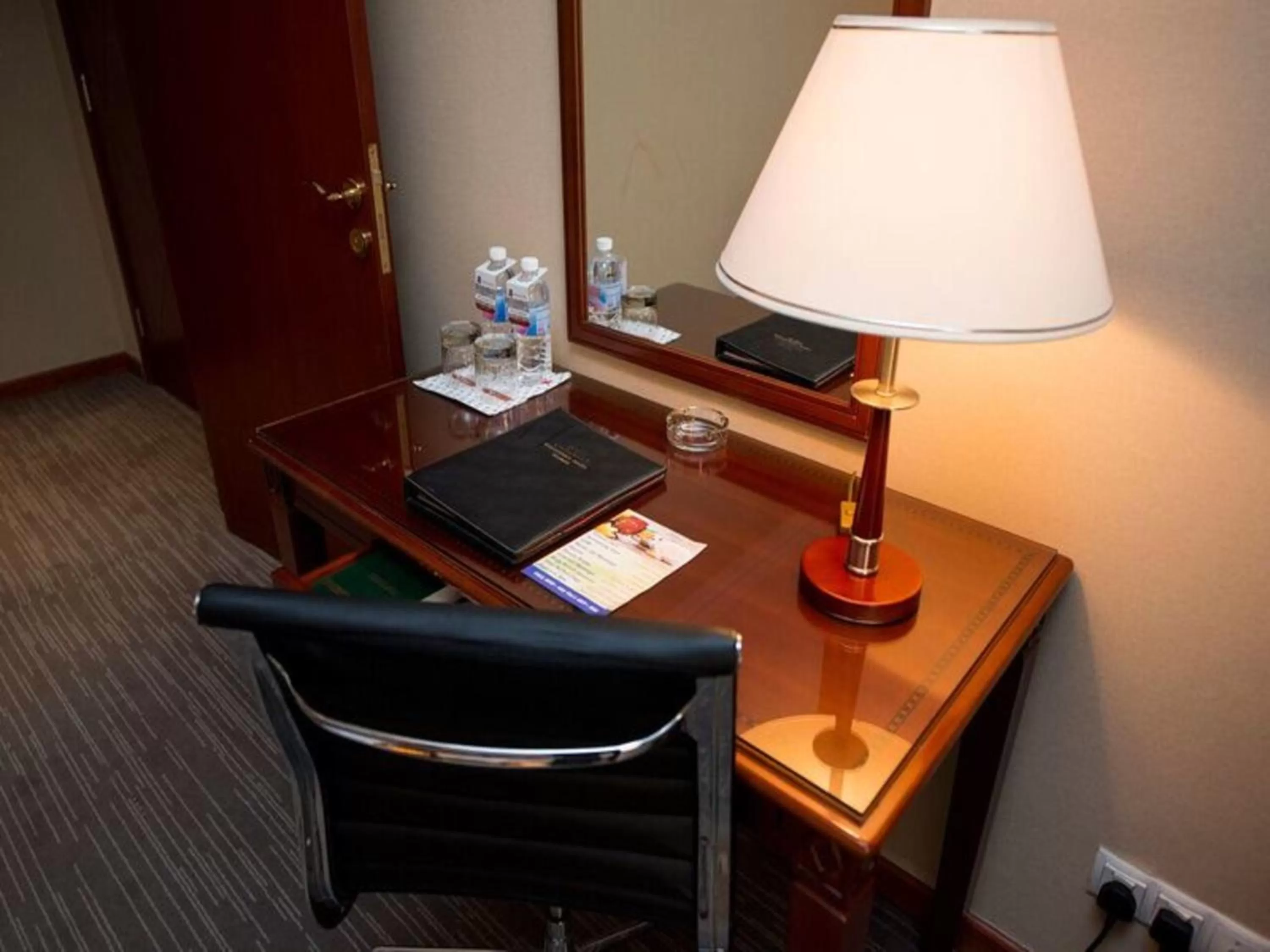 Bedroom in Executives Hotel - Olaya