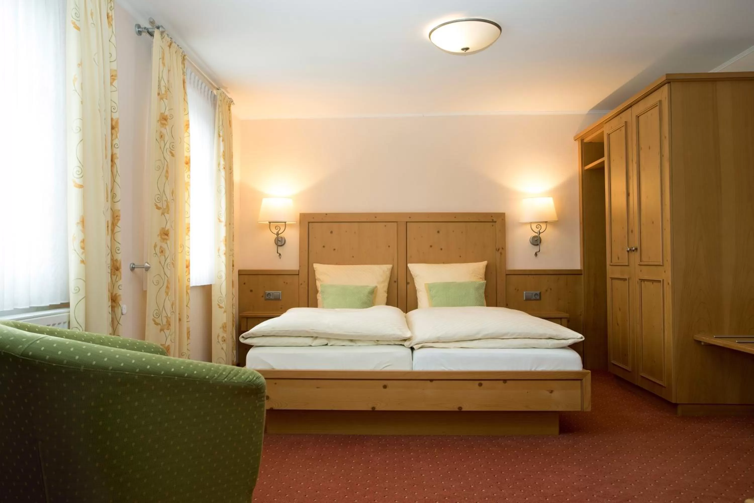 Bed in Hotel Lindenhof