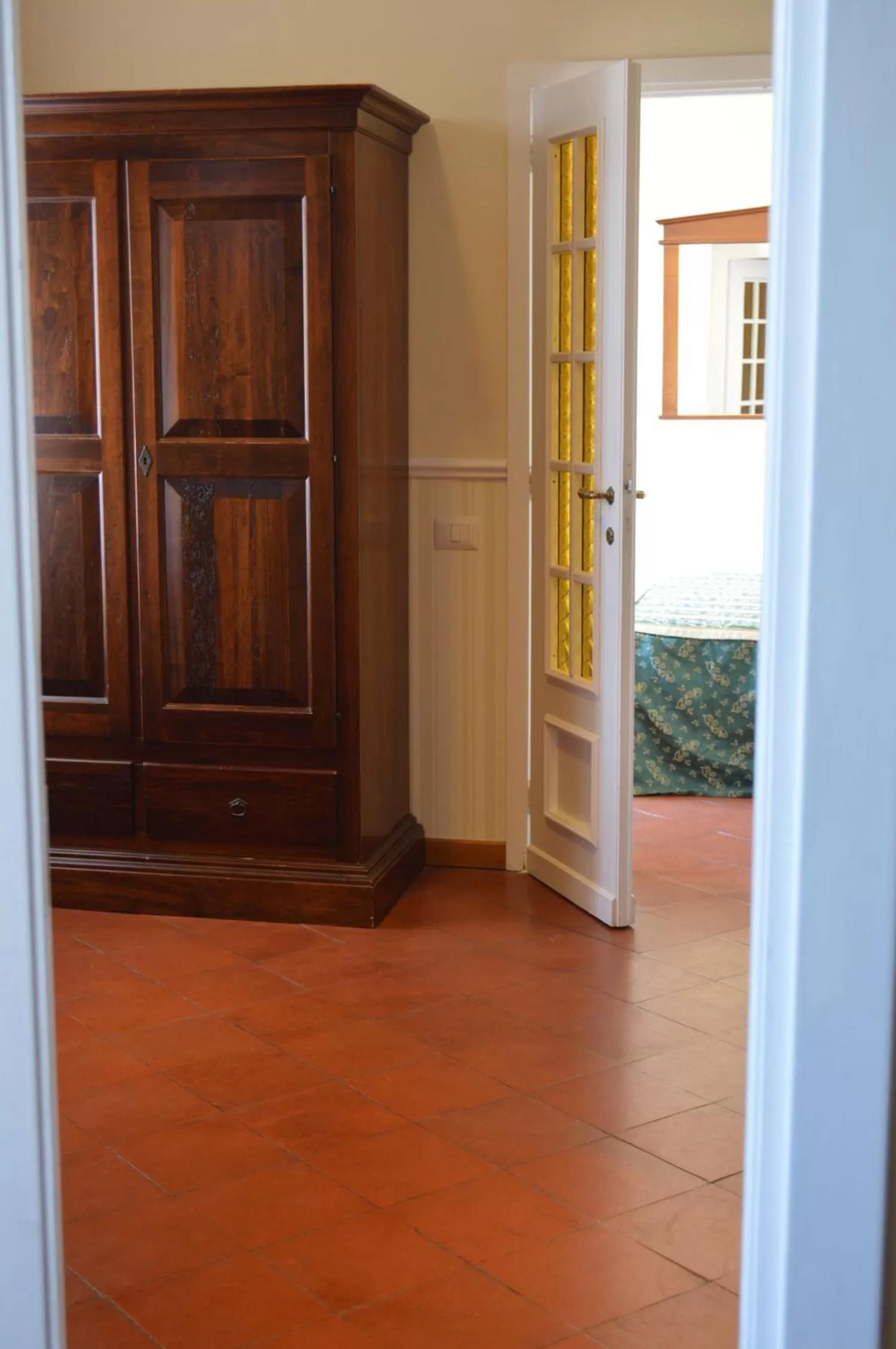 Bedroom in Pantheon Inn