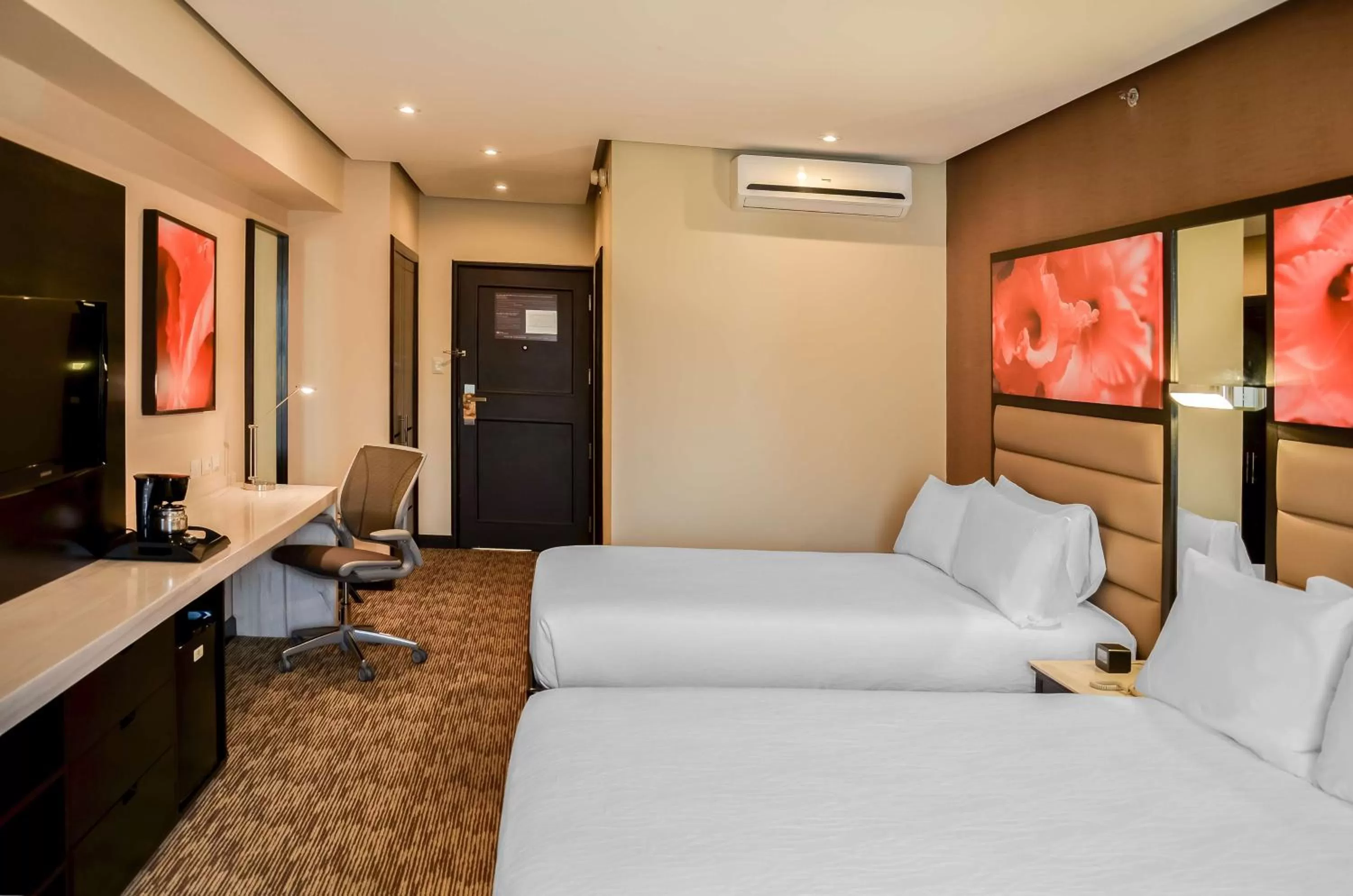 Bed in Hilton Garden Inn Guatemala City