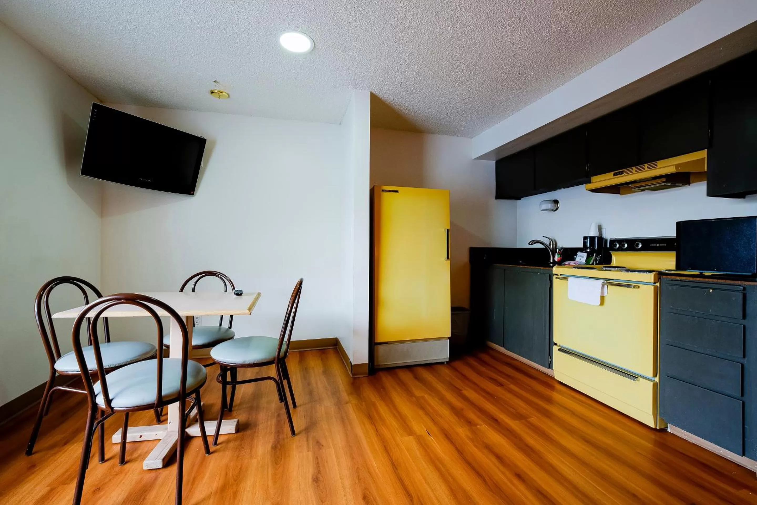 Bedroom in OYO Hotel Hermiston OR, Downtown