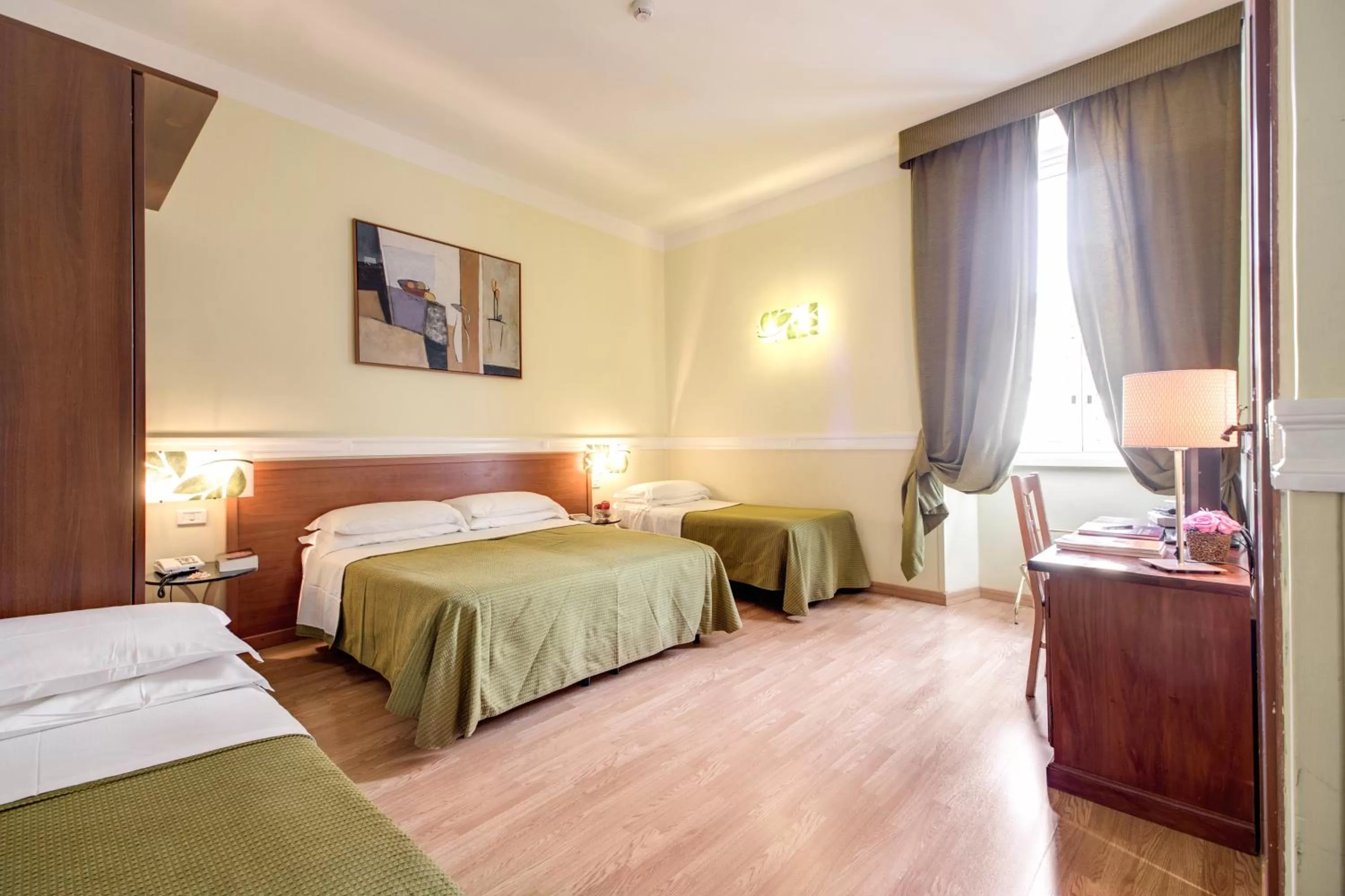 Bedroom, Bed in Hotel St. Moritz