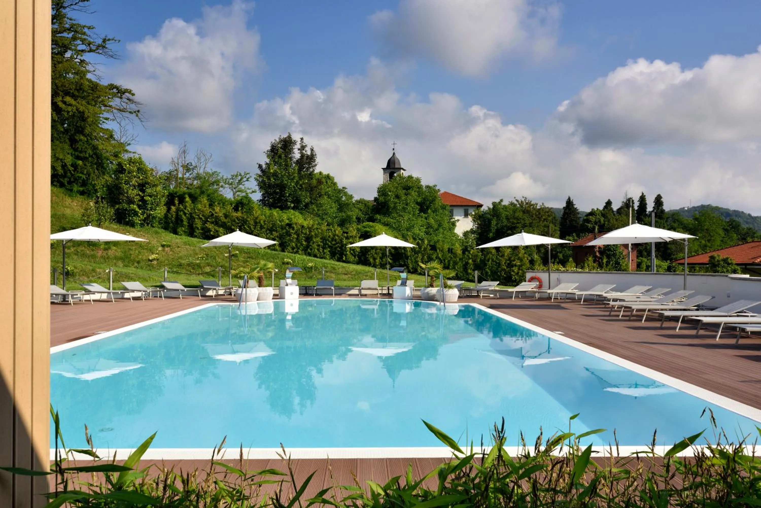 Swimming pool in Castello Dal Pozzo Resort Lago Maggiore - Preferred Hotels & Resorts