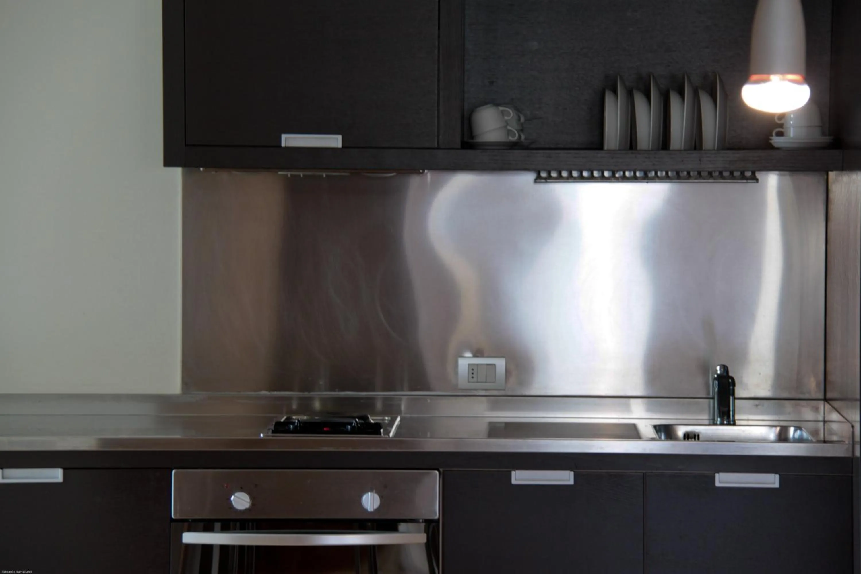 Kitchen or kitchenette in Wall Art Hotel & Residence