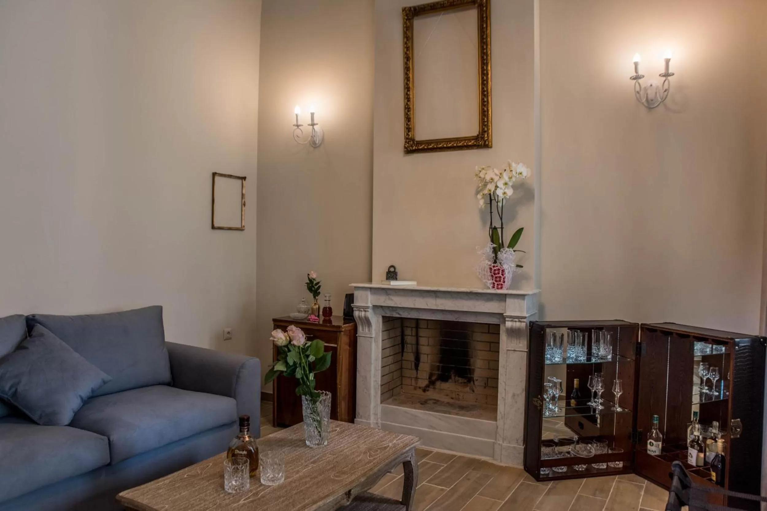 Kyria Boutique House