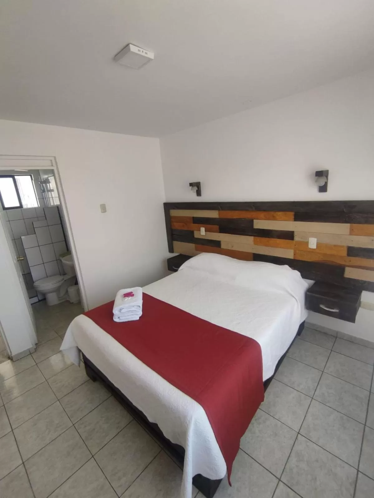 Bedroom, Bed in Hotel Andalucía