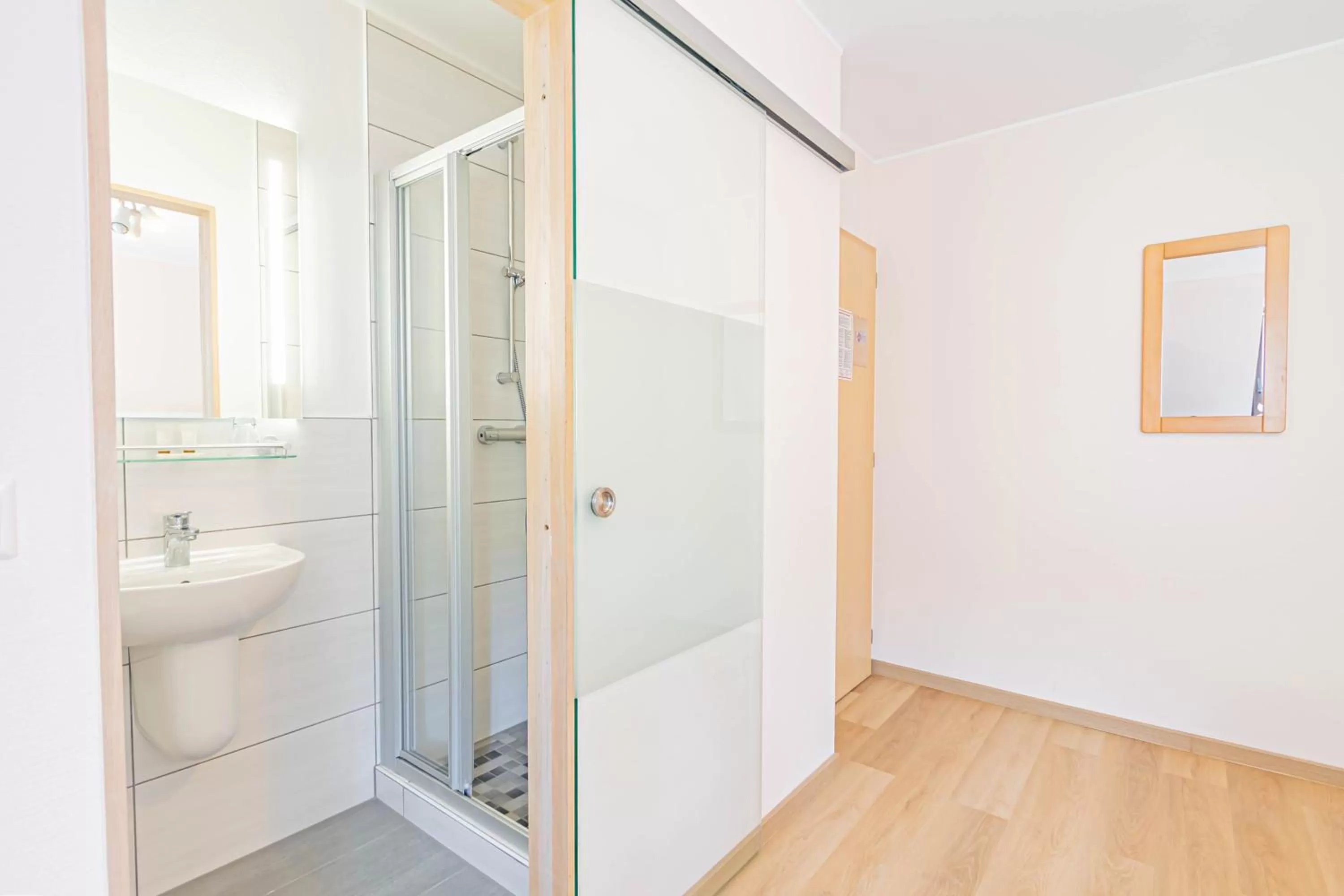 Bathroom in Hotel Le Postillon