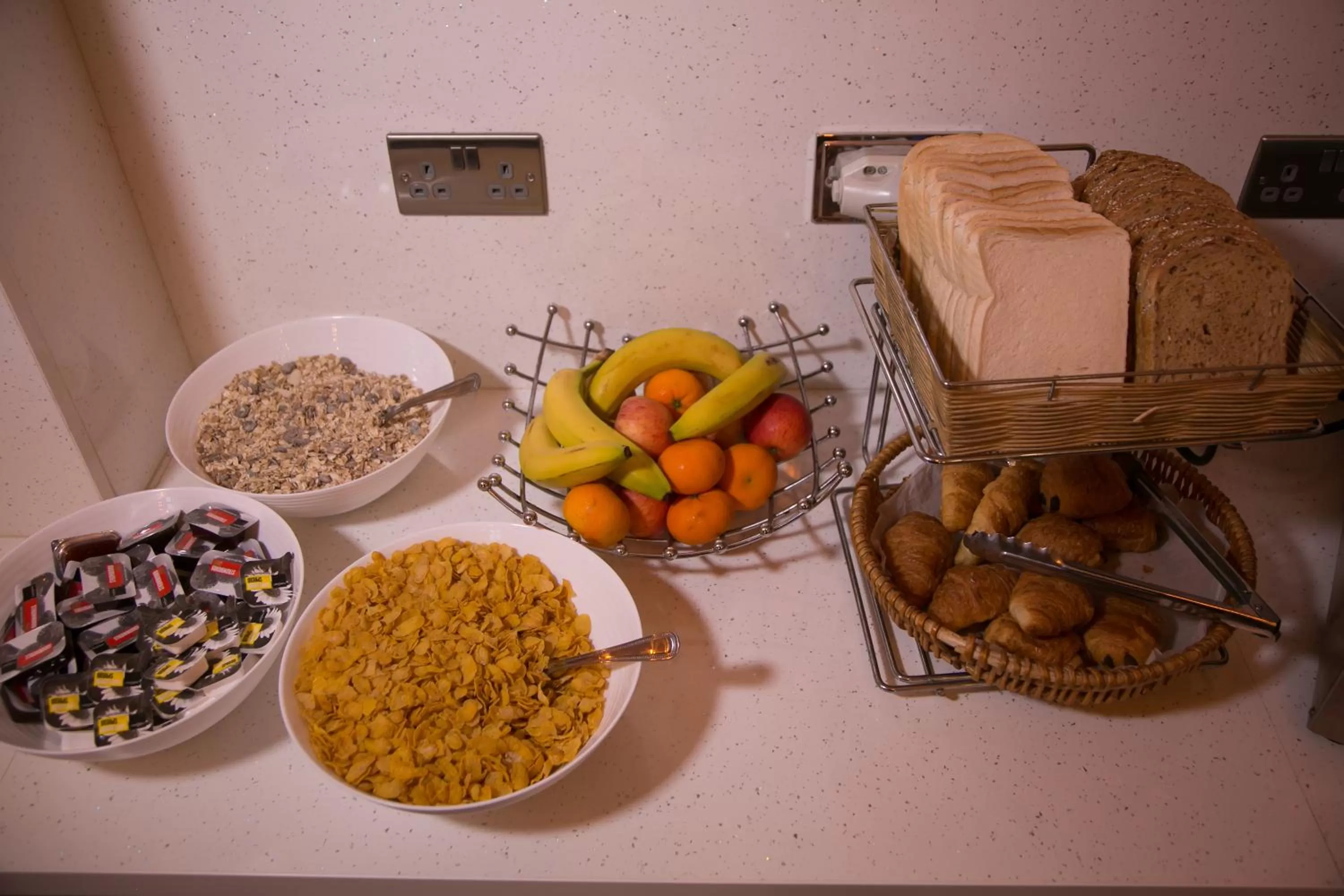 Breakfast in Bridge Park Hotel