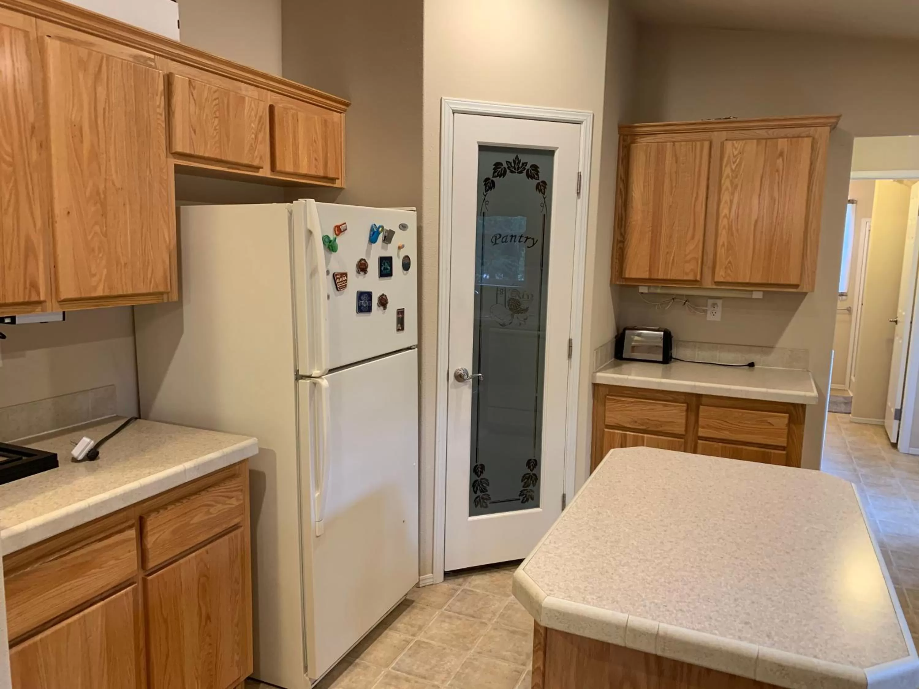 Kitchen or kitchenette in Glacier Haven Inn