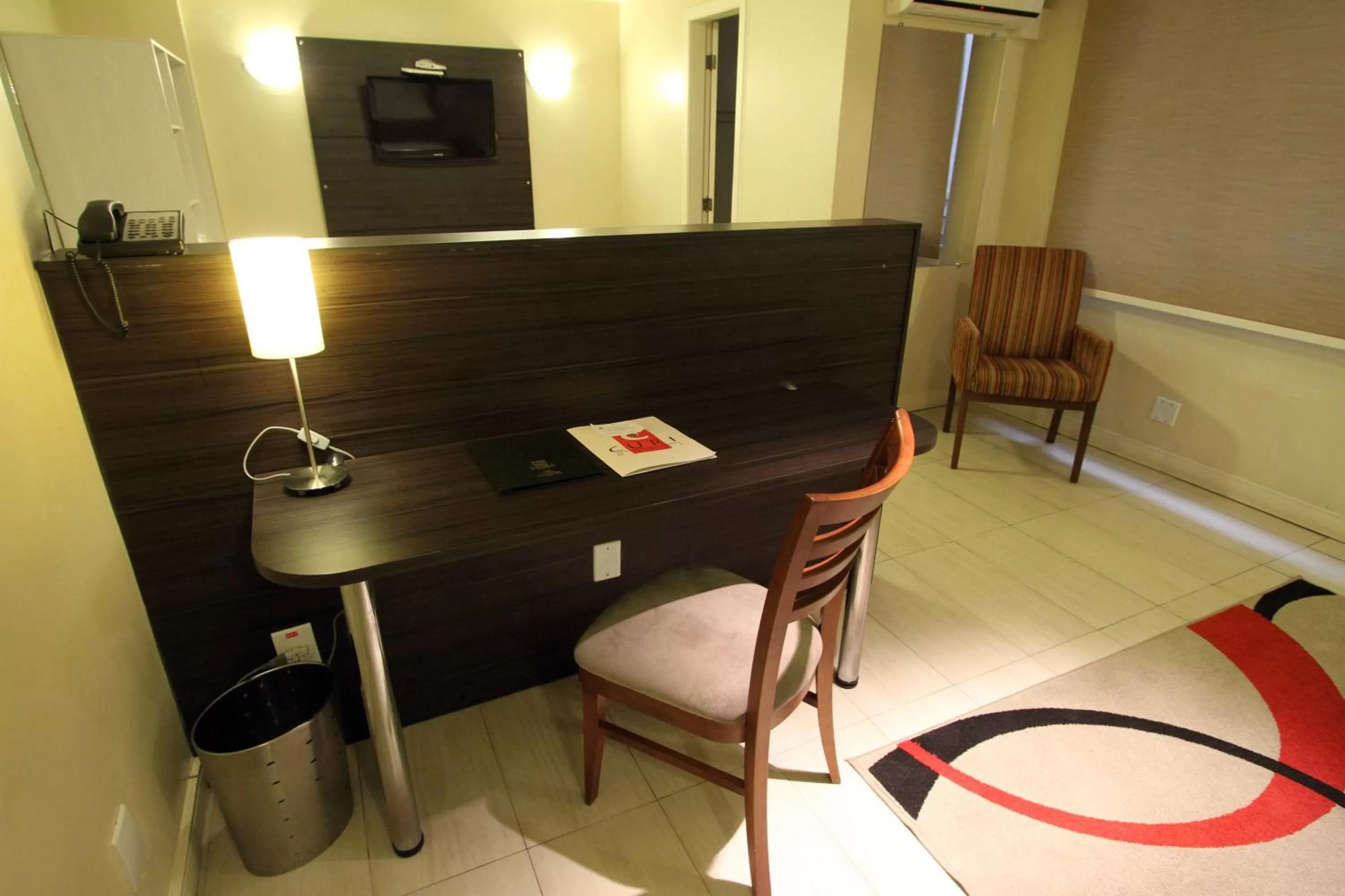 Seating area in Hotel Curi Executive