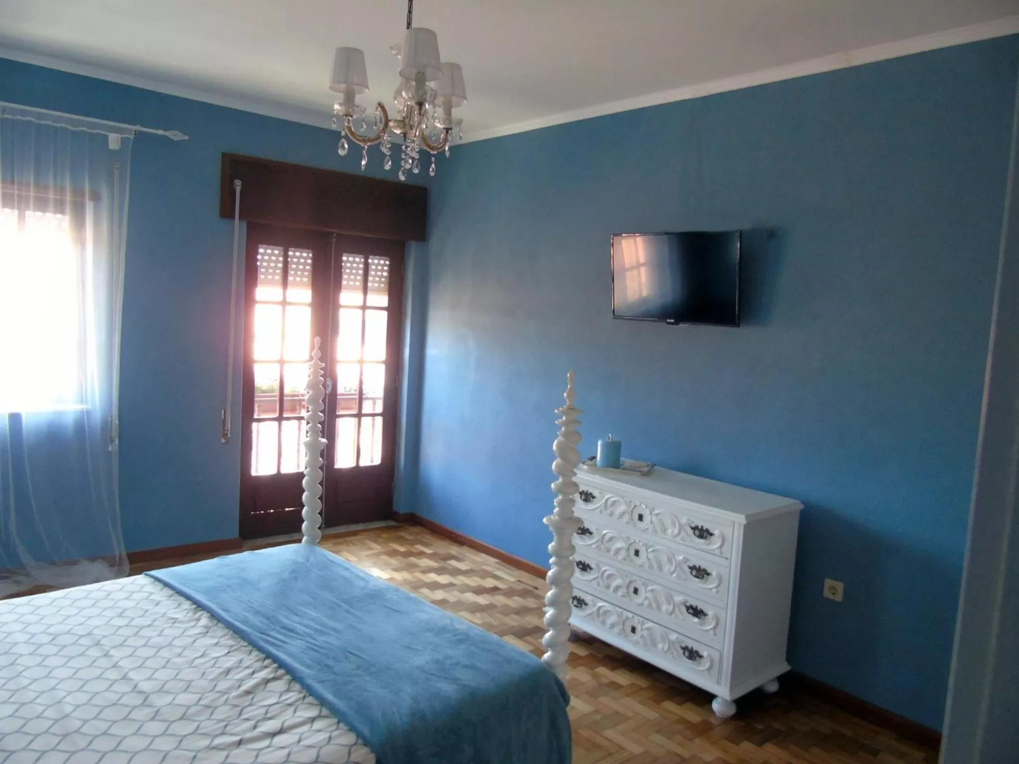 Animals, TV/Entertainment Center in Alojamento local Angel`s