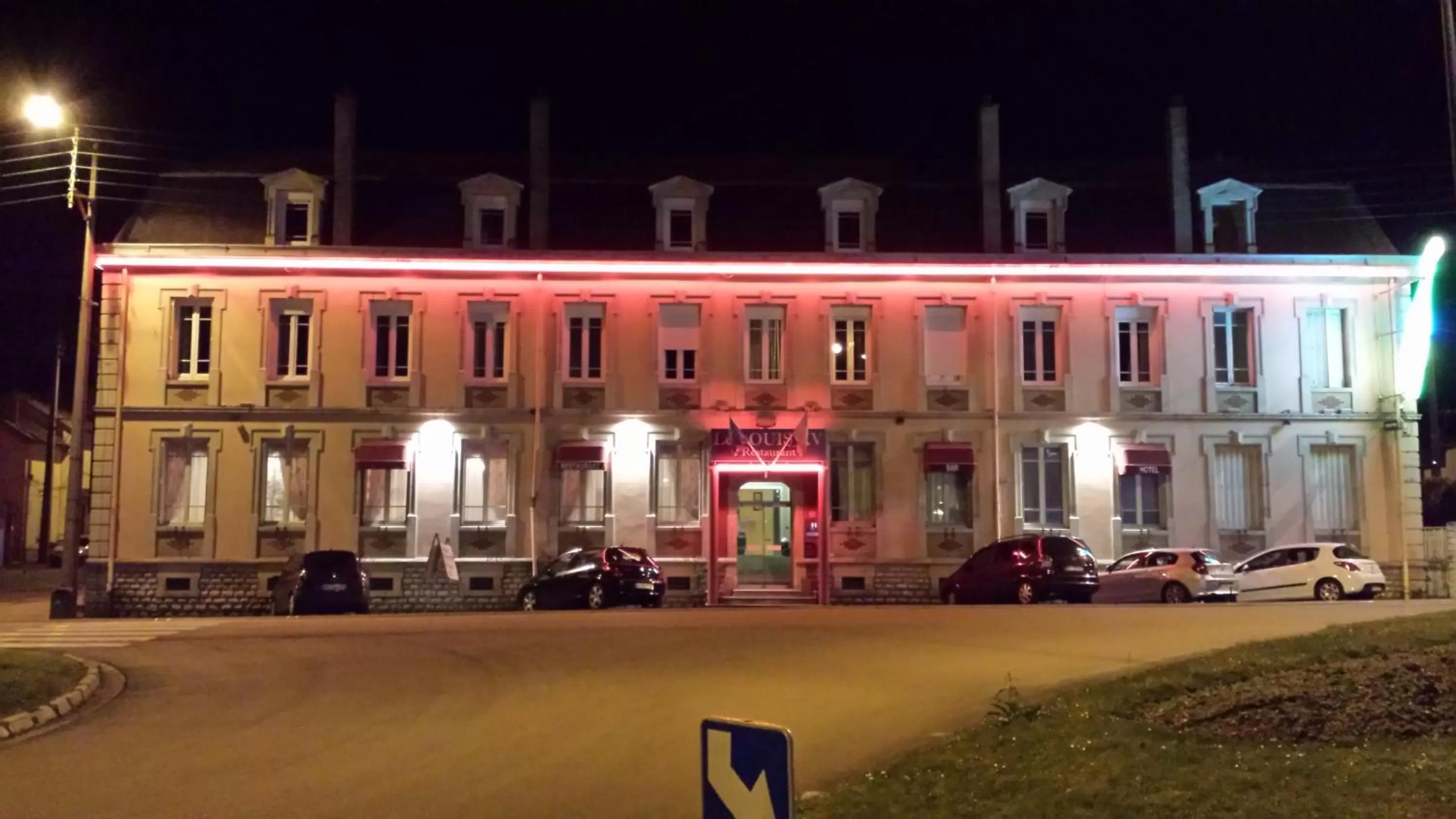 Night in Hôtel De Champagne