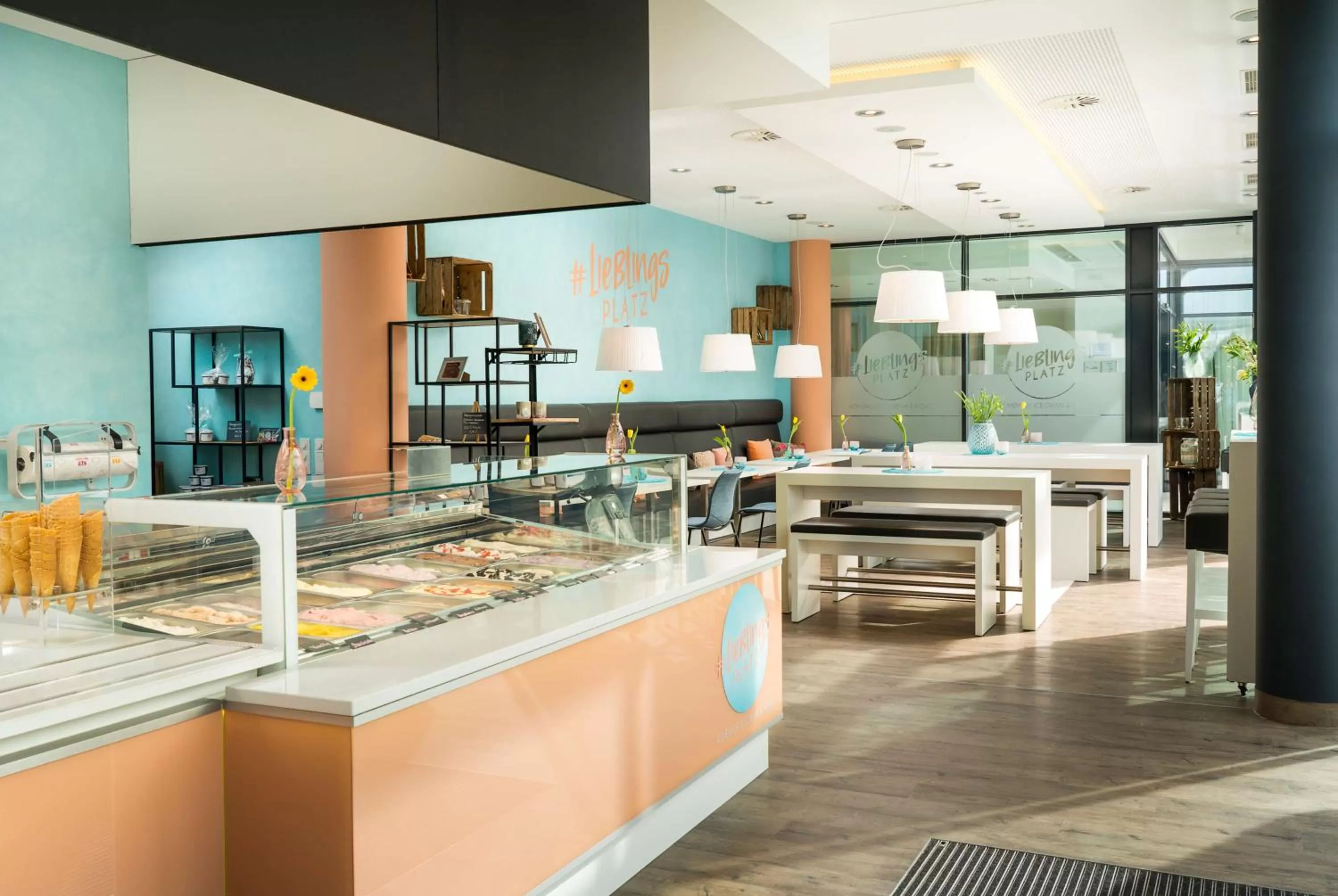 Restaurant/places to eat in elaya hotel kleve