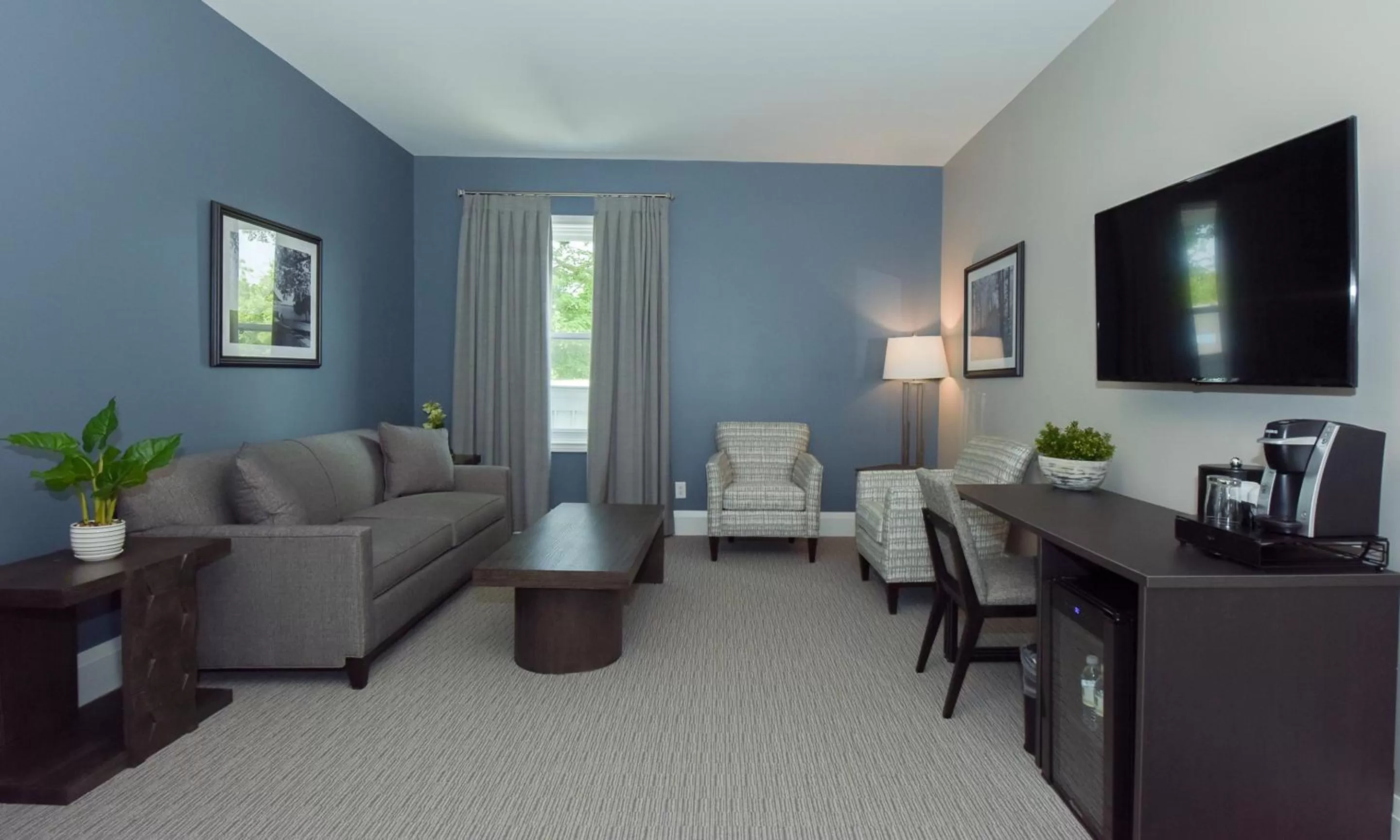 Living room in 124 on Queen Hotel & Spa