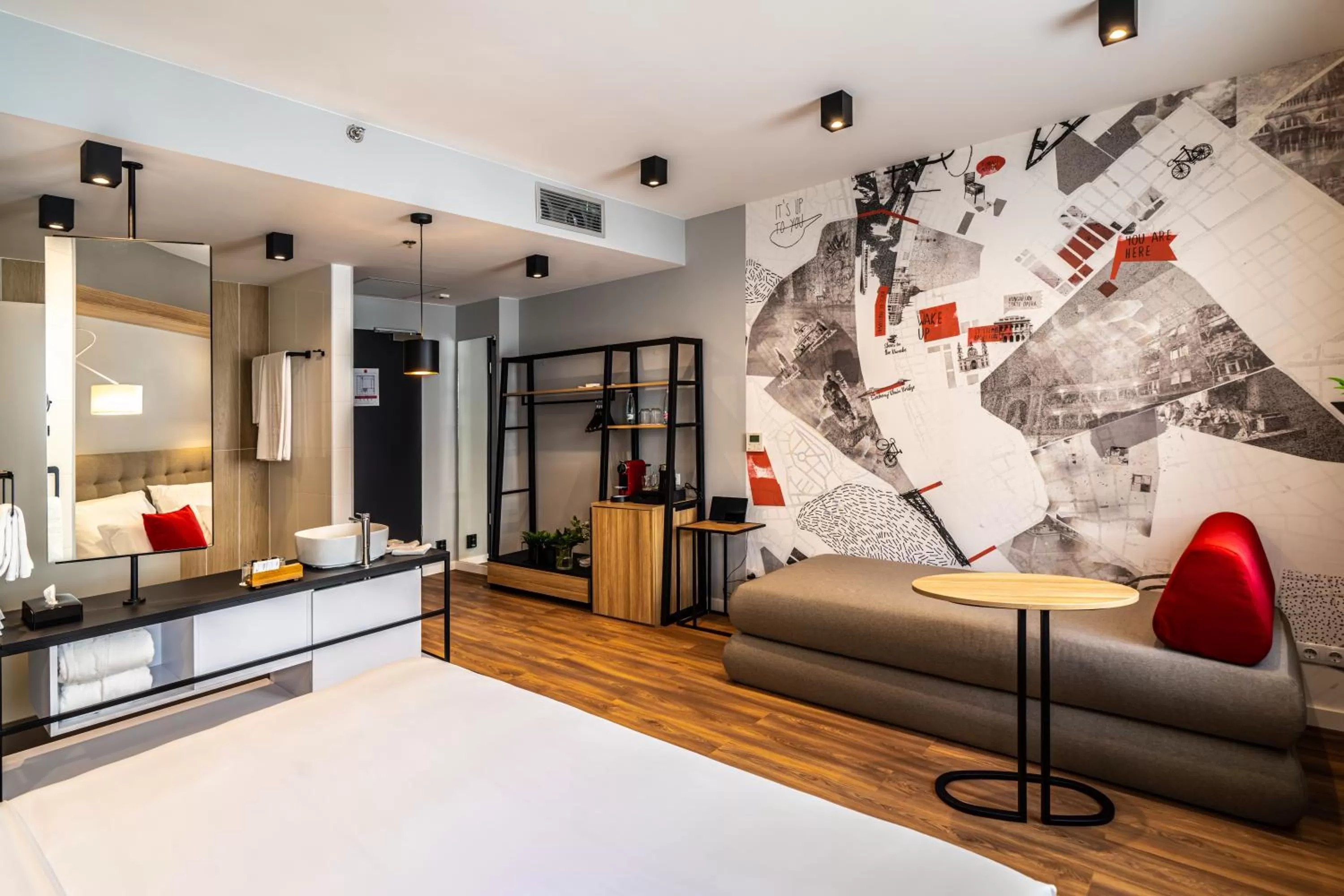 Bedroom, Bed in Up Hotel Budapest