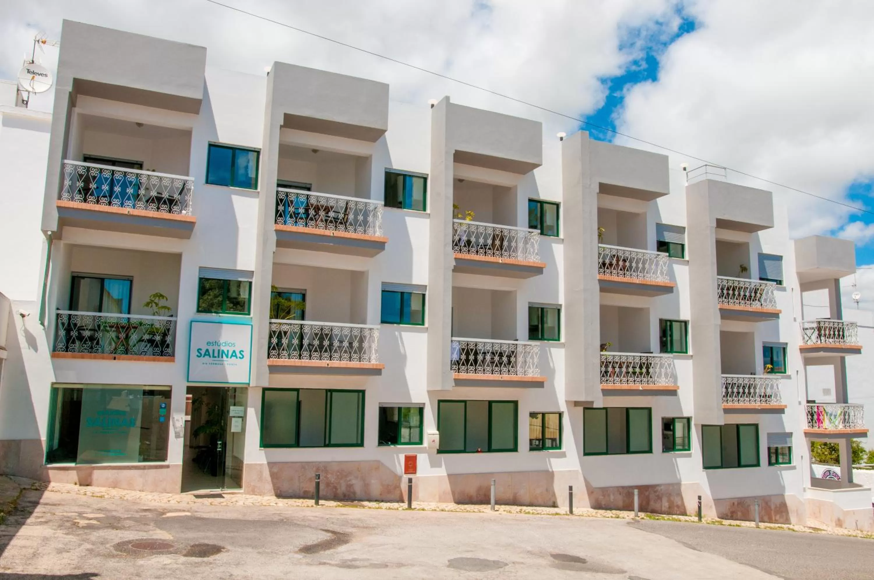 Facade/entrance in Estudios Salinas - Fuseta