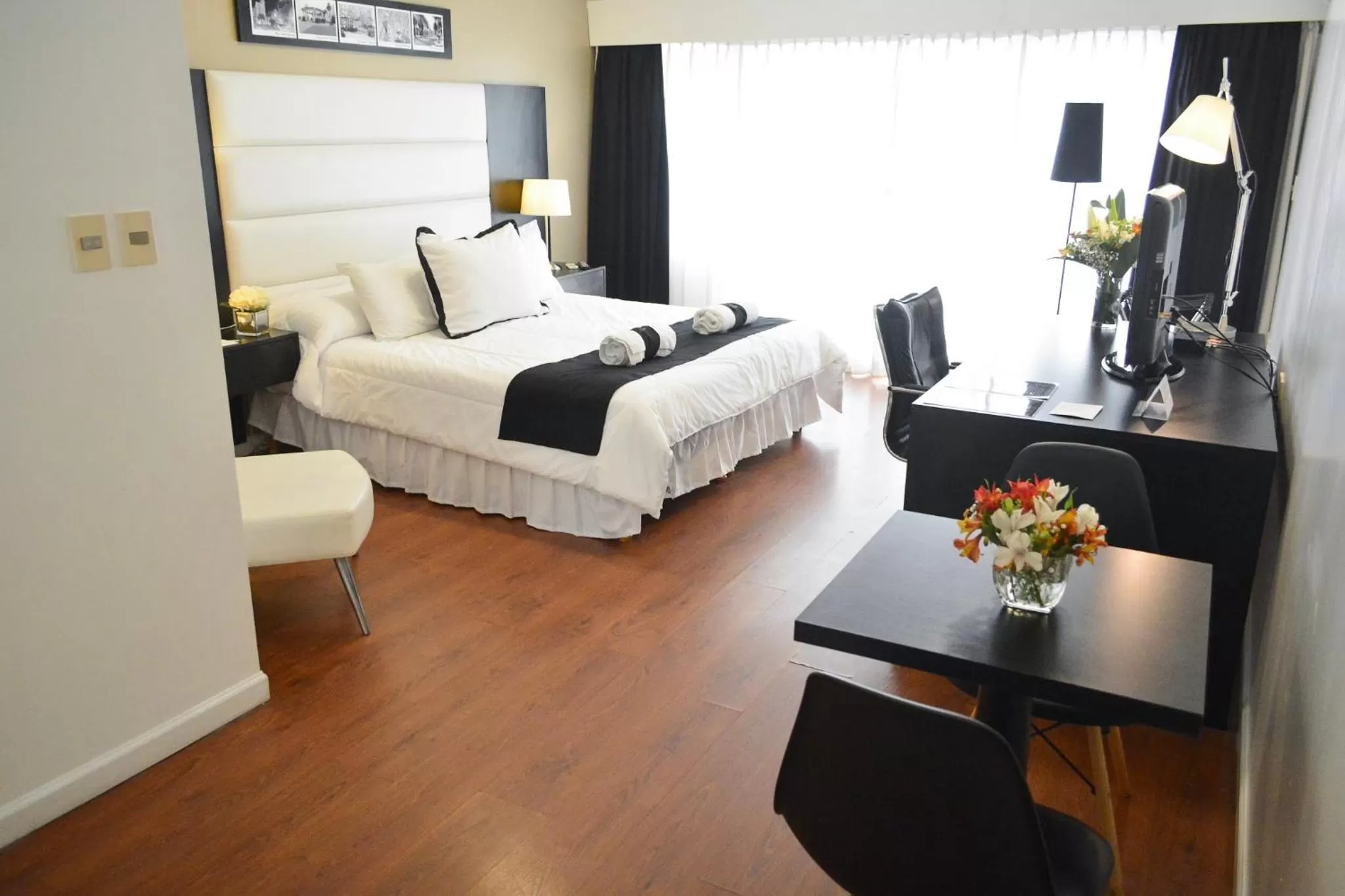 Bed in Pocitos Plaza Hotel