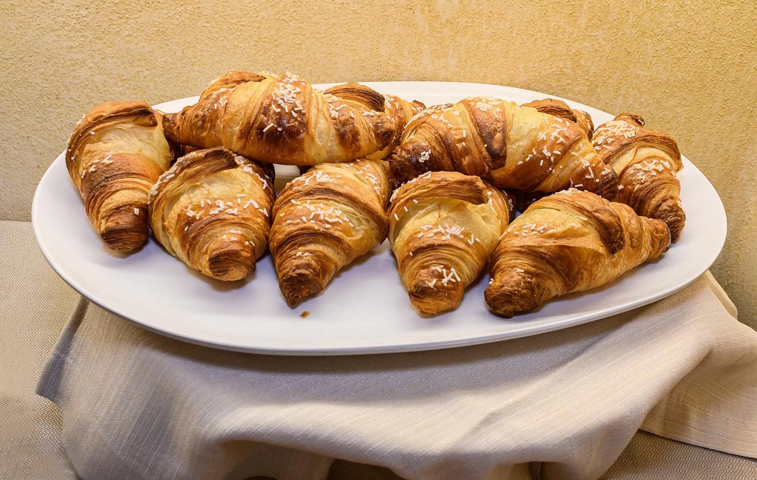 Breakfast in Hotel Villa Cheli