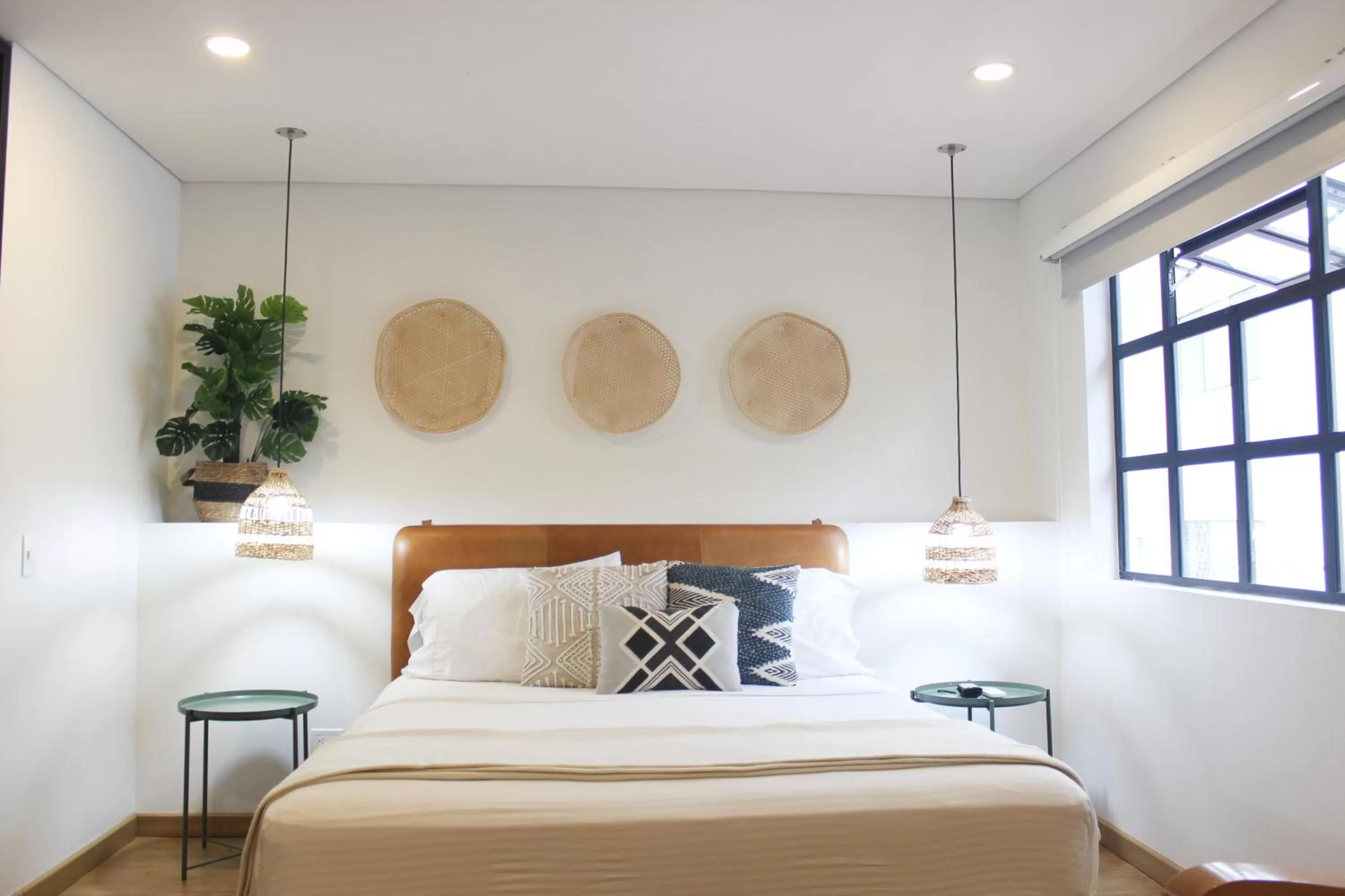 View (from property/room), Bed in 574 Hotel