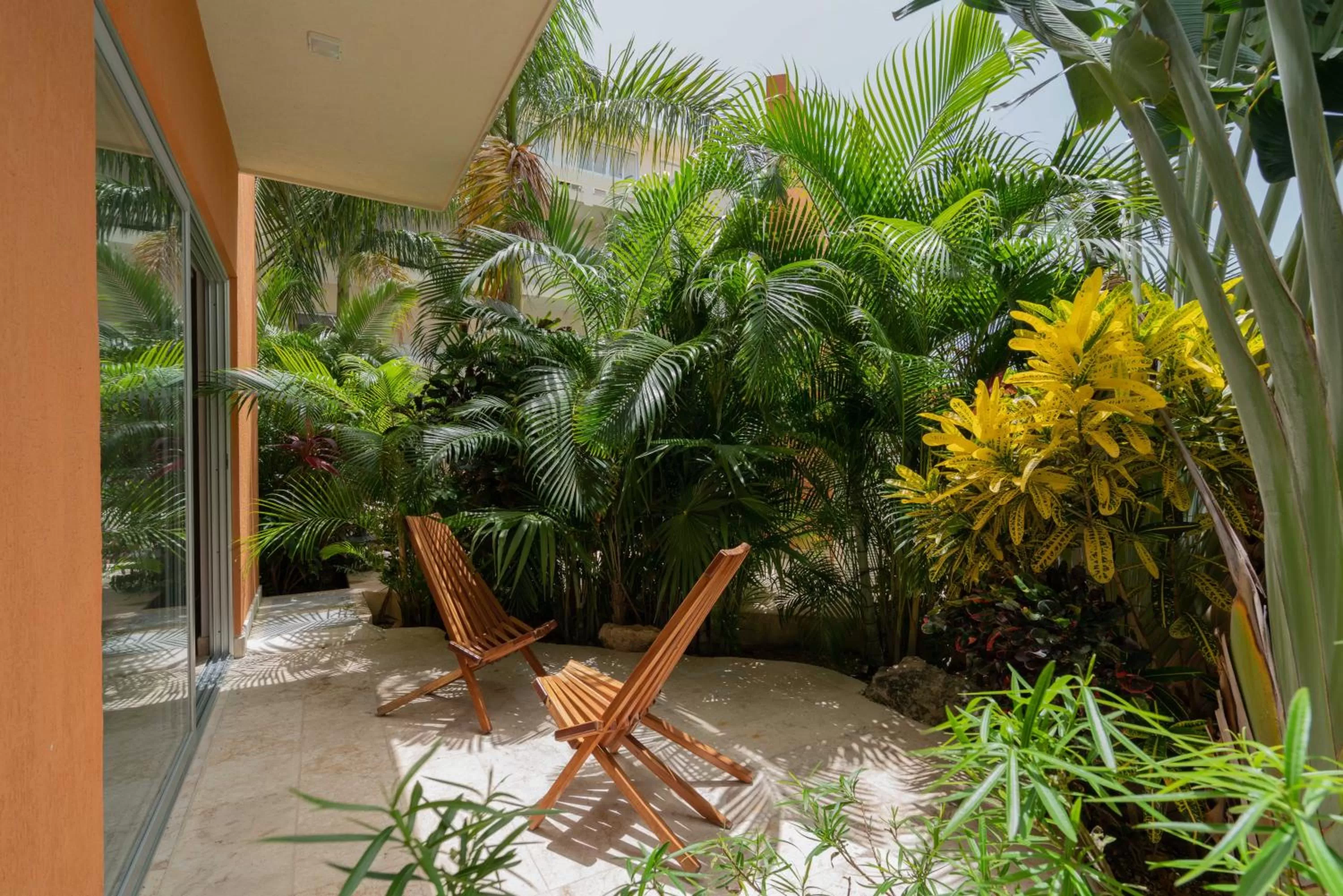 Patio in Valhalla Residences by Biwa