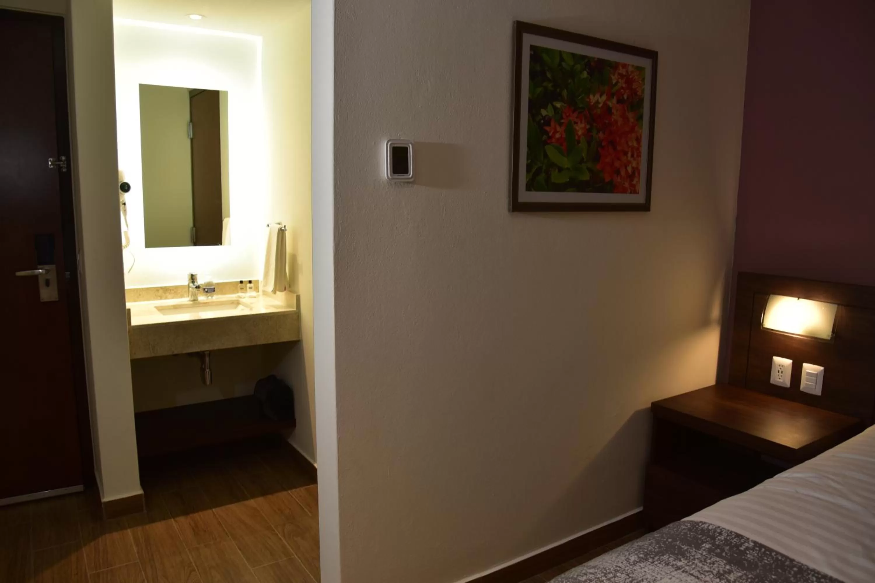 Photo of the whole room, Bed in Lithio Hotel