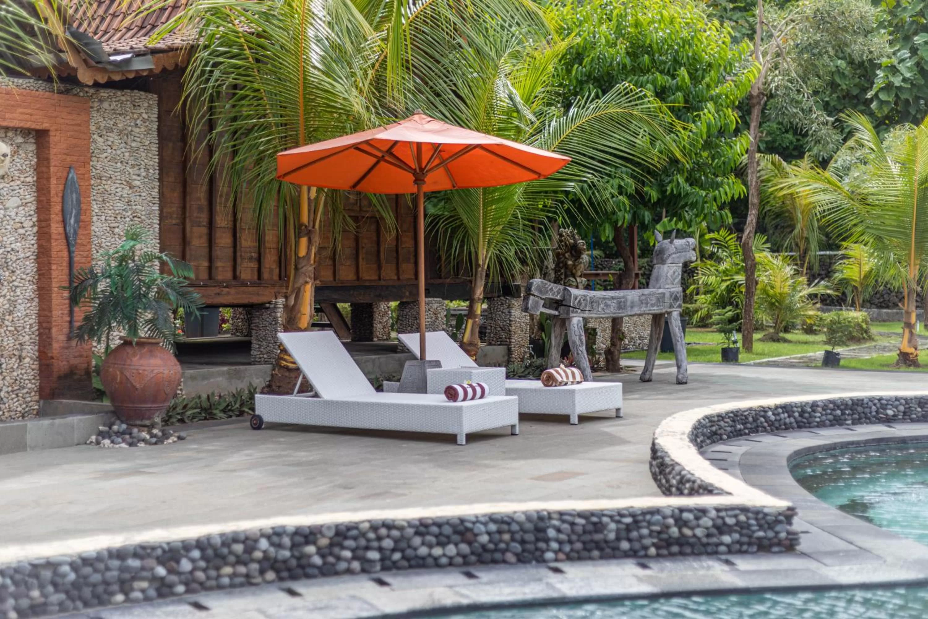 Pool view in Jukung Cottage