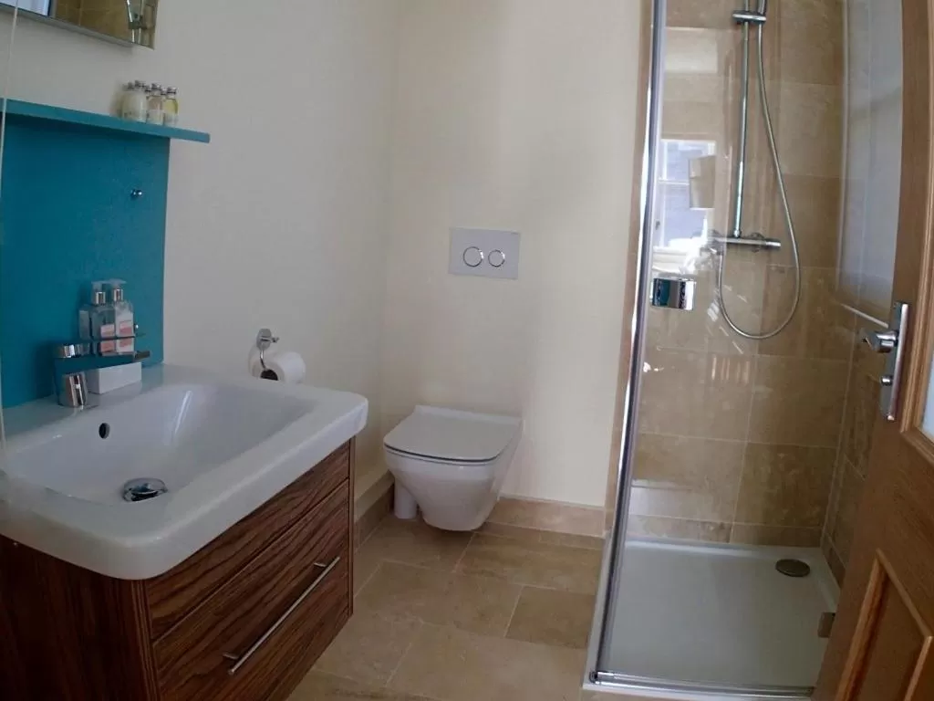 Bathroom in The Falstaff Hotel & Restaurant Ramsgate