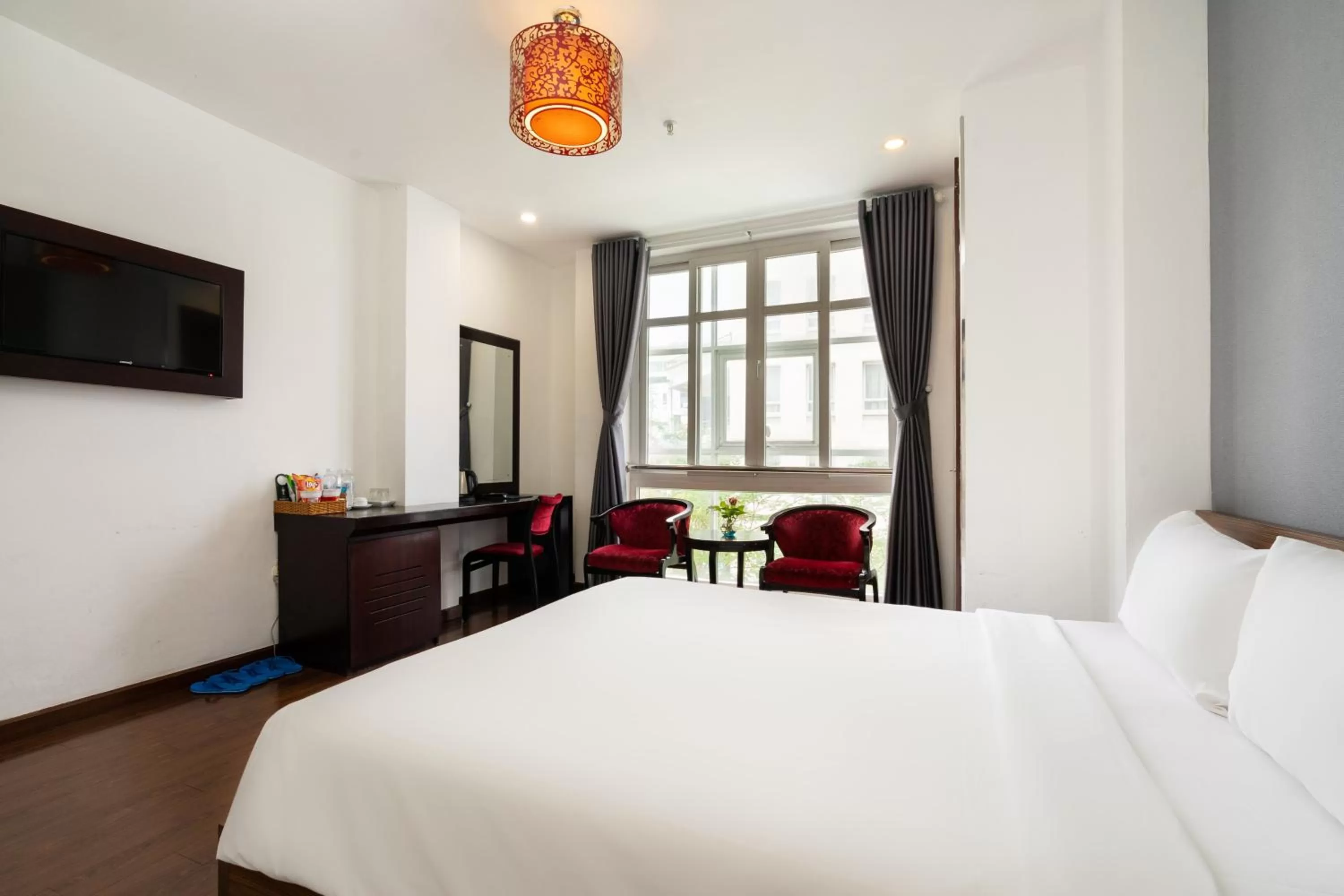 Bedroom, Bed in A&A Toronto Hotel