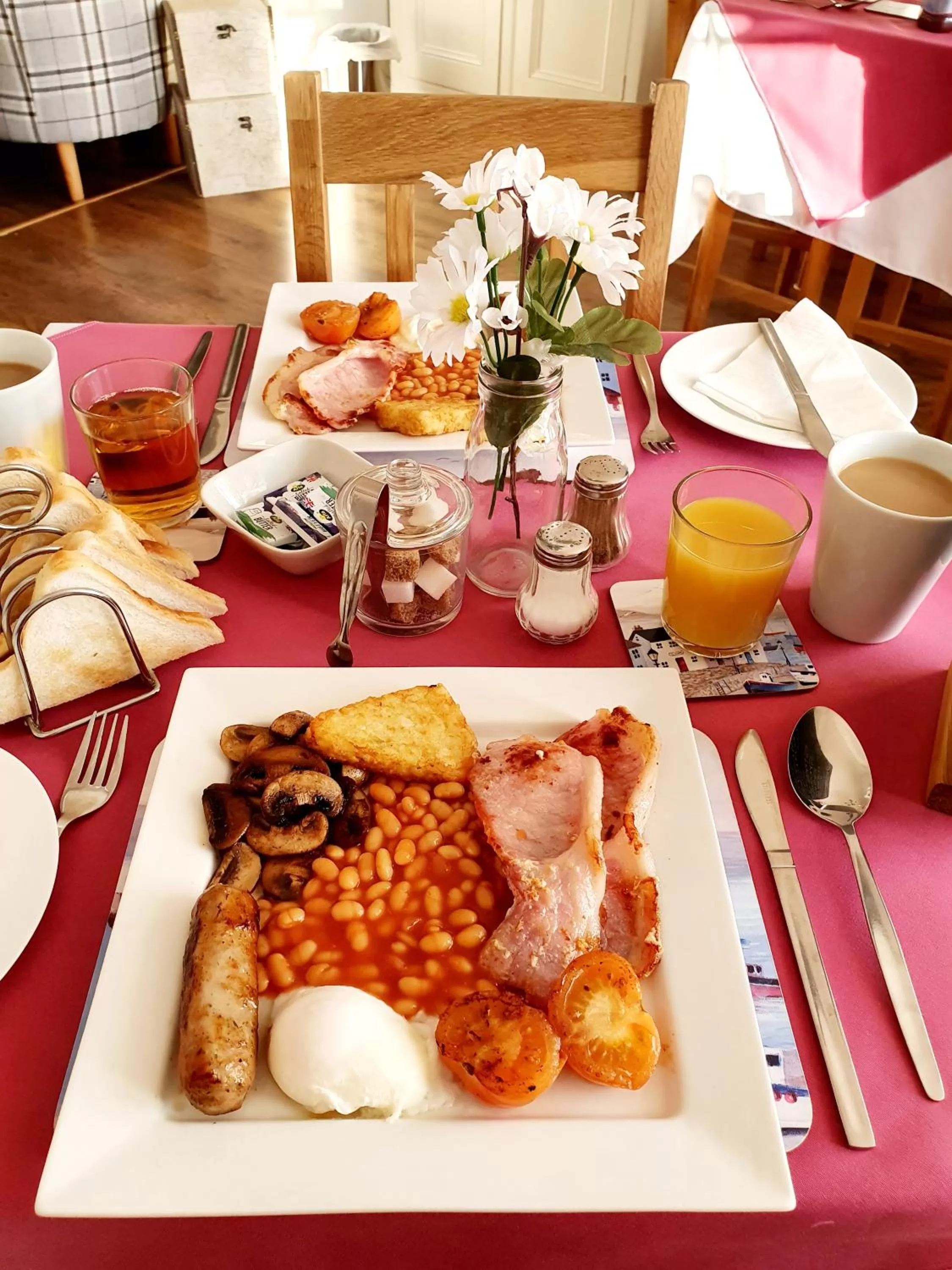 Breakfast in Lyndale Guest House