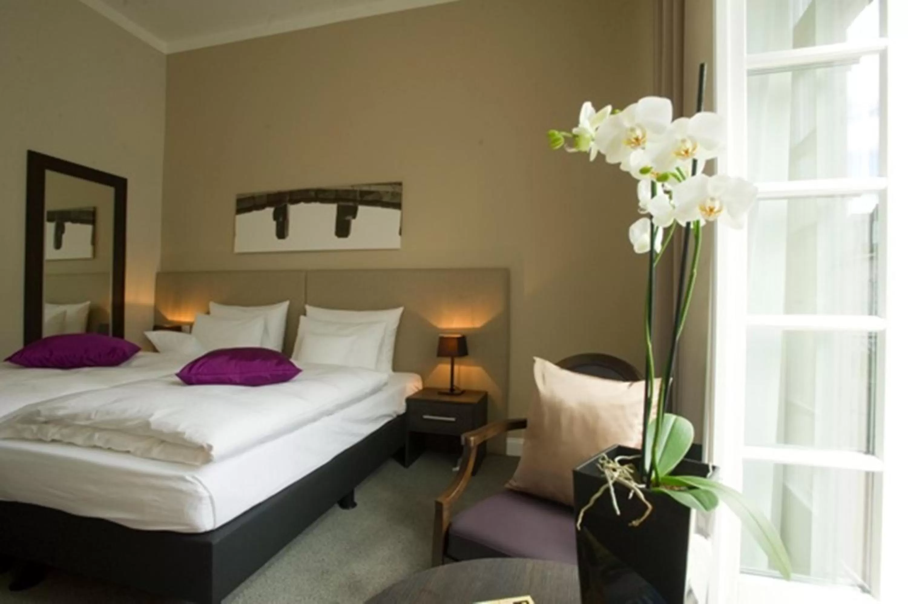 Photo of the whole room, Bed in Hotel Residenz am Königsplatz