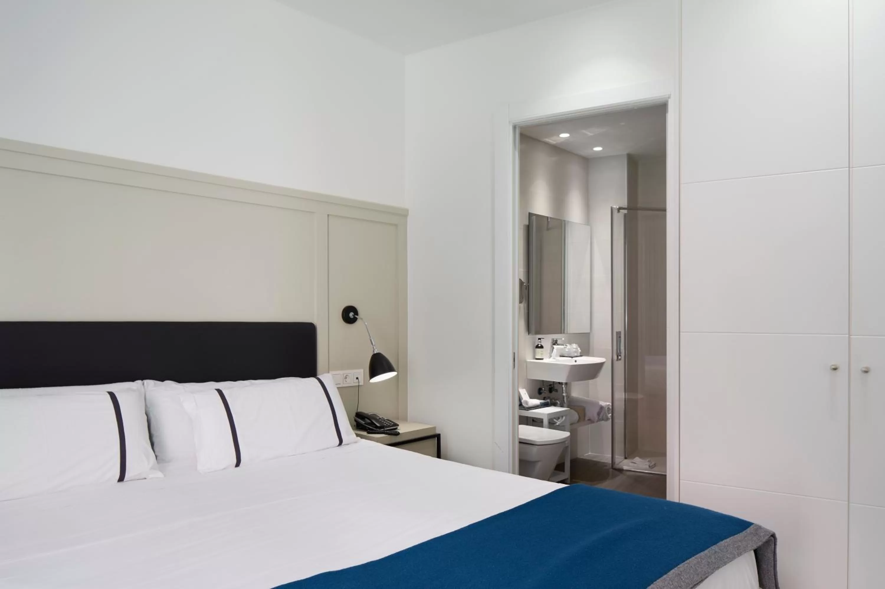 Bedroom, Bed in Hotel SANSEbay