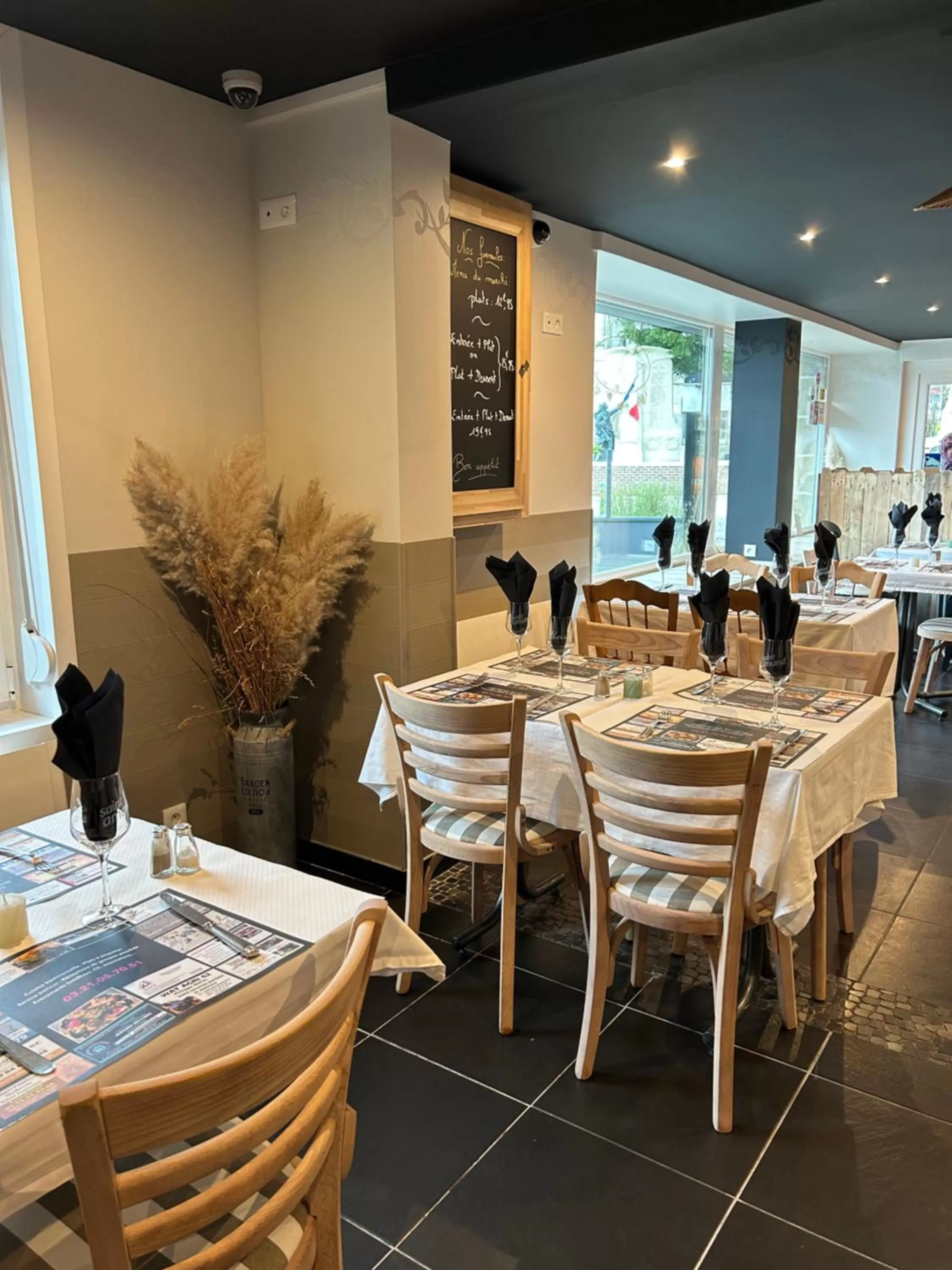 Restaurant/Places to Eat in Chambres d'hôtes Nuits Campagnardes